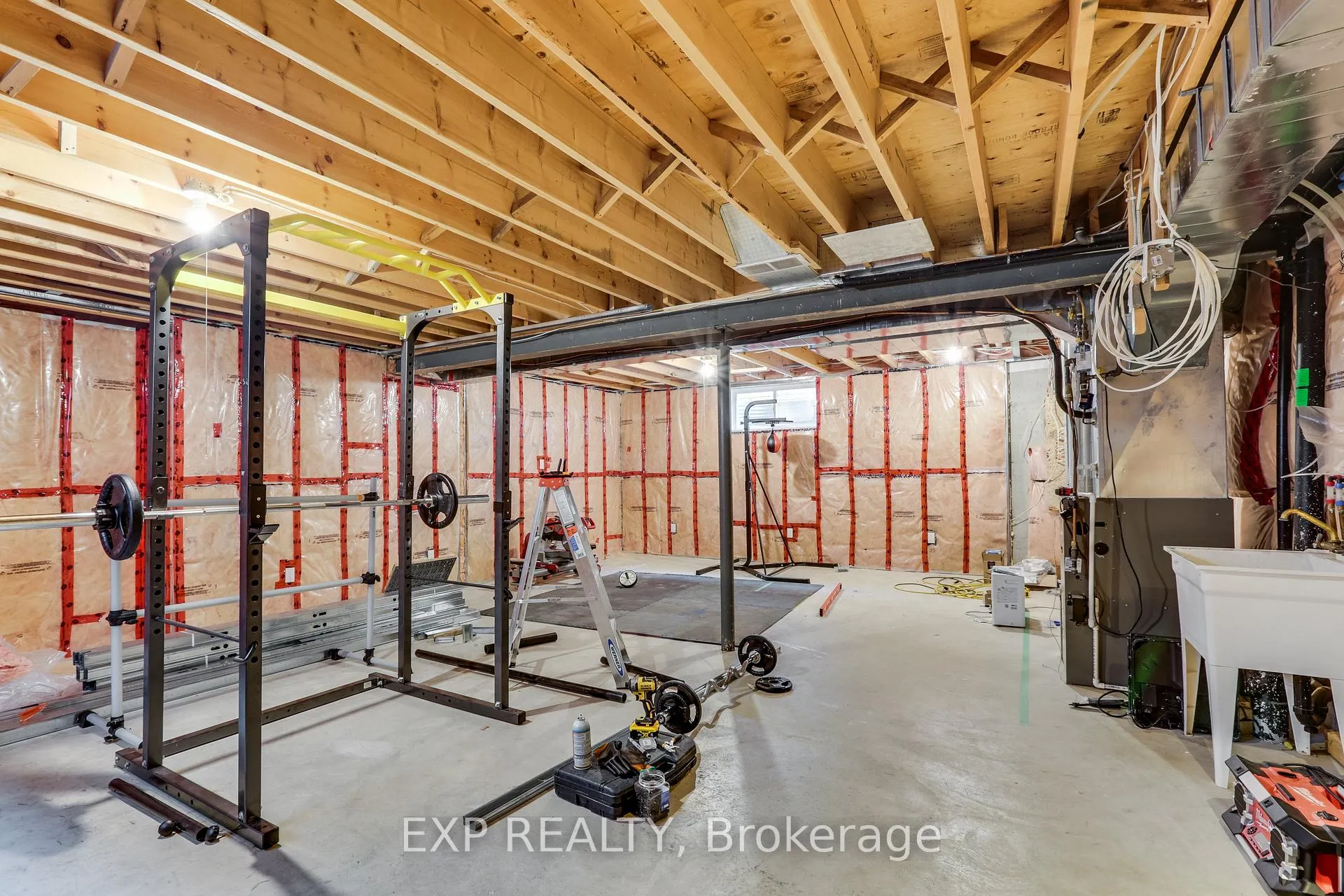 Photo 37 of 2701 Bateman Trail, London, South W — HOMEH