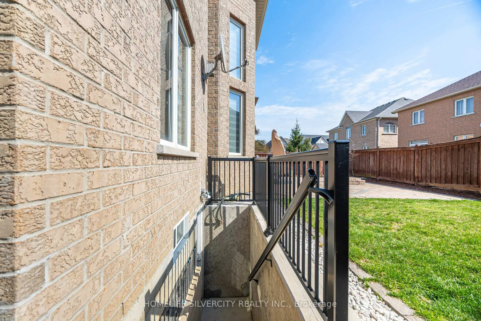 Photo 32 of 80 Scotchmere Crescent, Brampton, Bram East — HOMEH