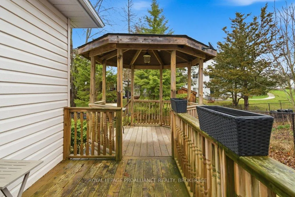 Photo 36 of 488 Fieldstone Drive, Kingston, Kingston East (Incl Barret Crt) — HOMEH