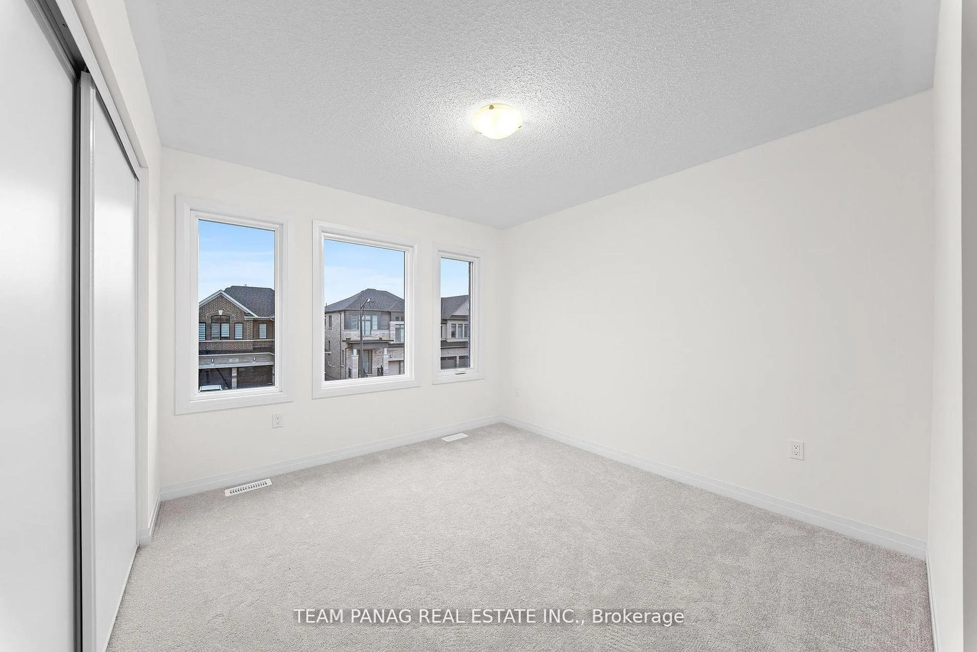 Photo 25 of 24 Tyler Avenue, Erin — HOMEH