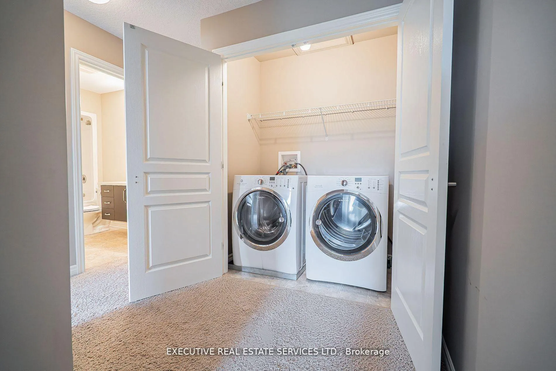 Photo 14 of 153 Fairfield Drive, Stratford — HOMEH