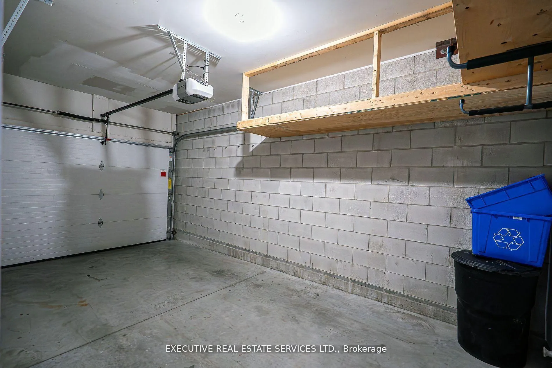 Photo 19 of 153 Fairfield Drive, Stratford — HOMEH
