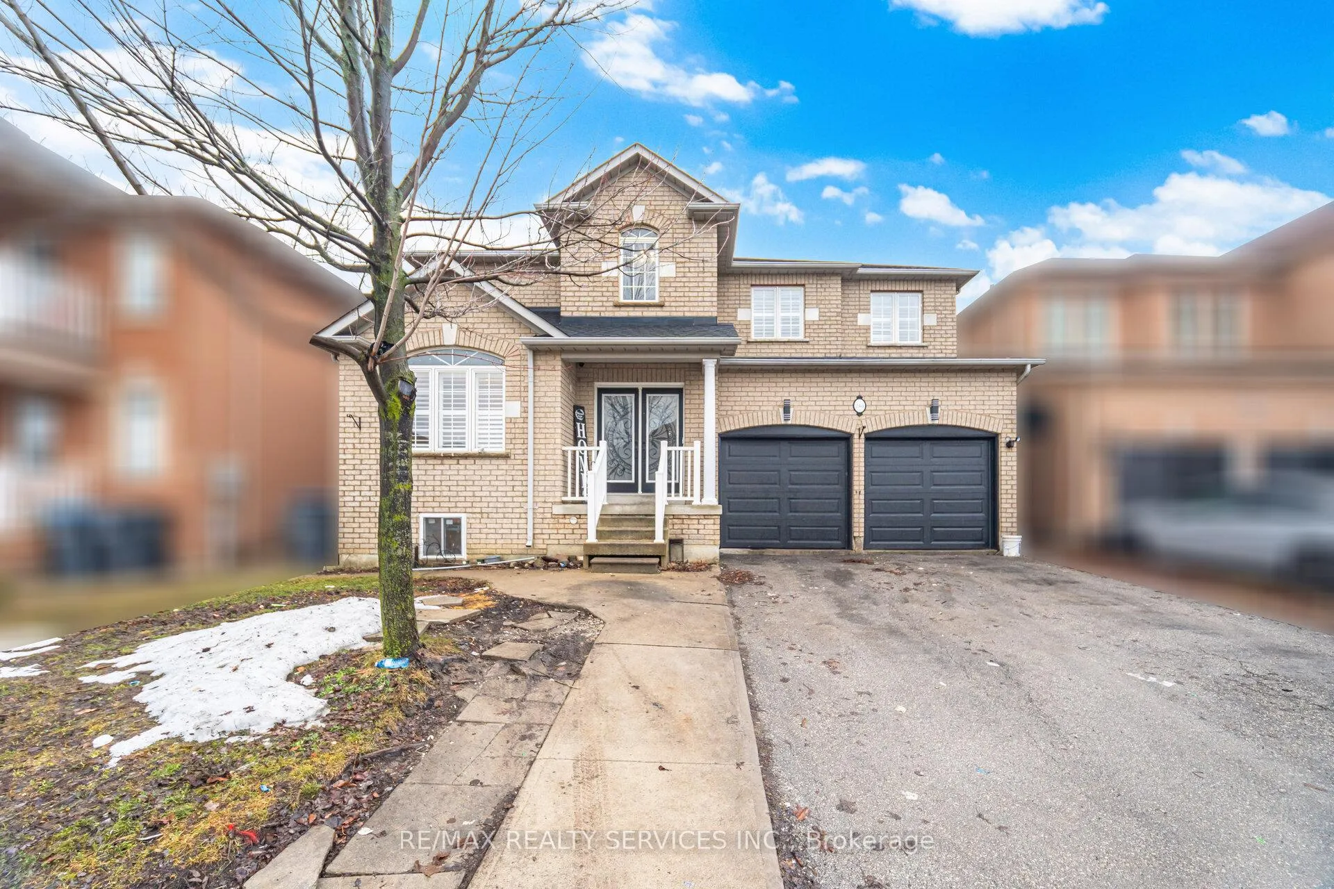 Photo 2 of 248 Edenbrook Hill Drive, Brampton, Fletcher's Meadow — HOMEH