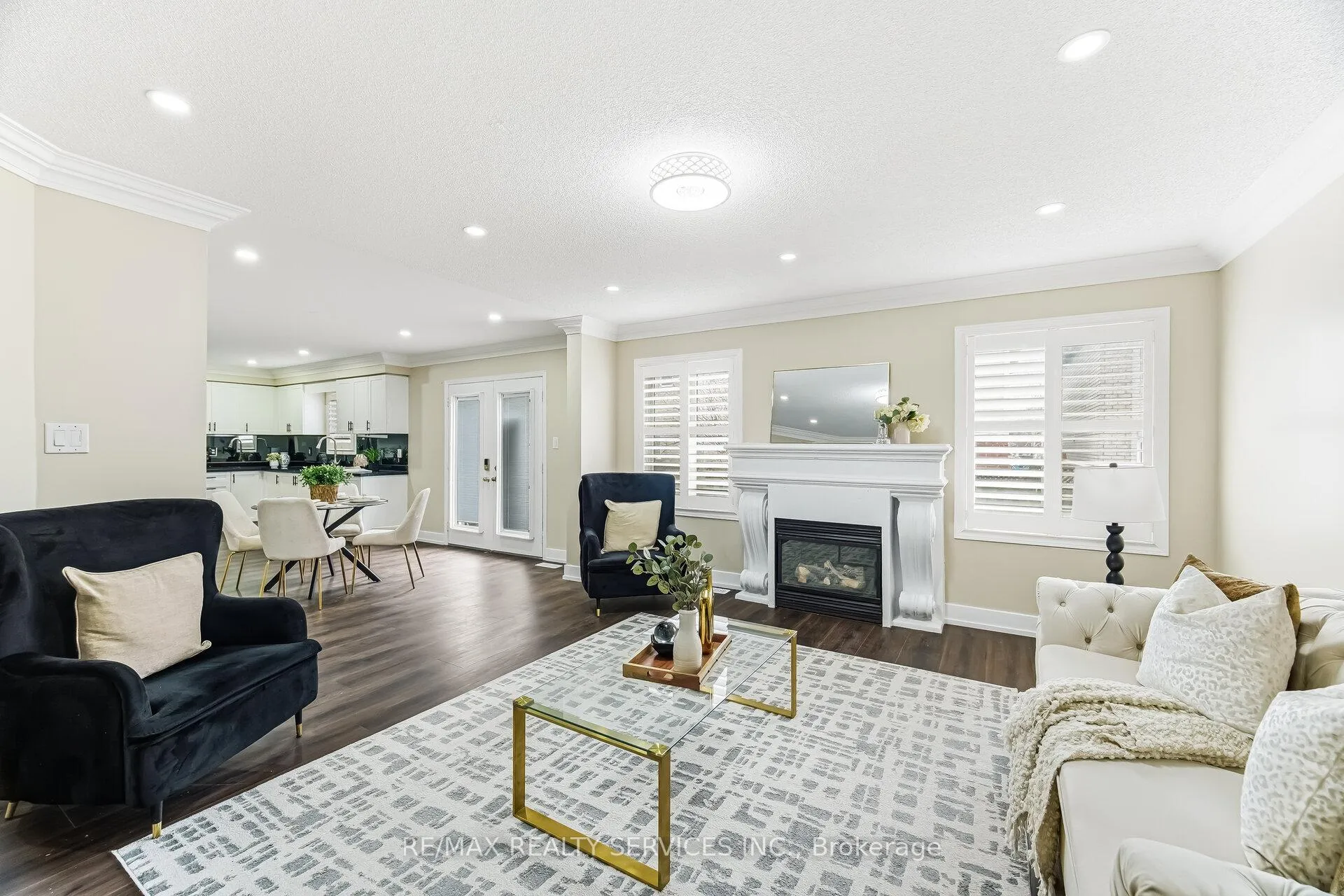 Photo 17 of 248 Edenbrook Hill Drive, Brampton, Fletcher's Meadow — HOMEH