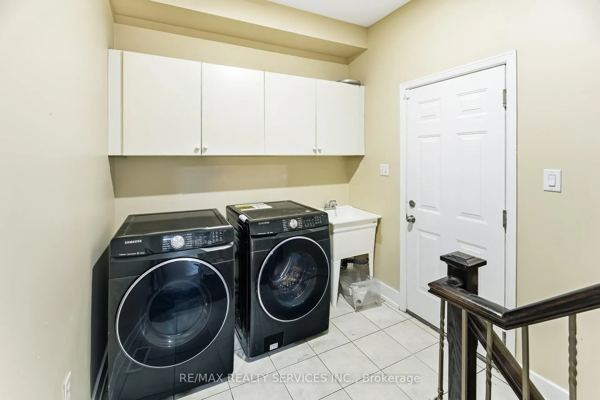 Photo 24 of 248 Edenbrook Hill Drive, Brampton, Fletcher's Meadow — HOMEH
