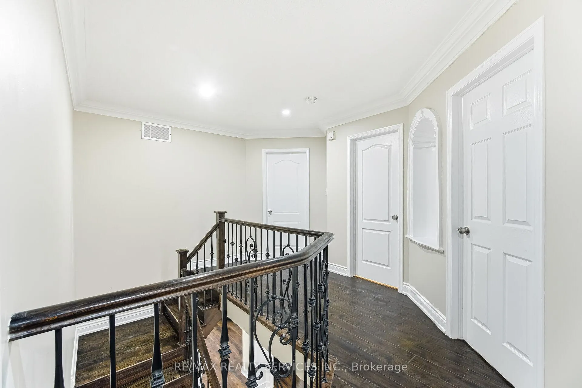 Photo 25 of 248 Edenbrook Hill Drive, Brampton, Fletcher's Meadow — HOMEH