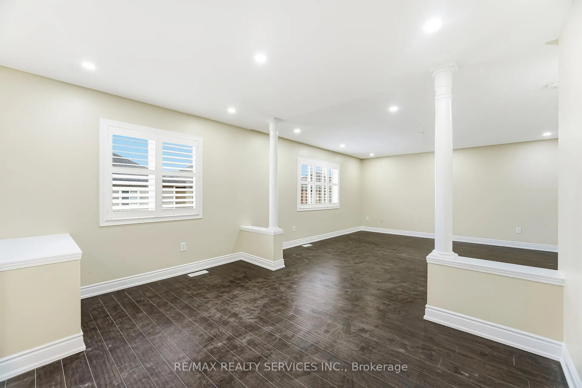 Photo 33 of 248 Edenbrook Hill Drive, Brampton, Fletcher's Meadow — HOMEH