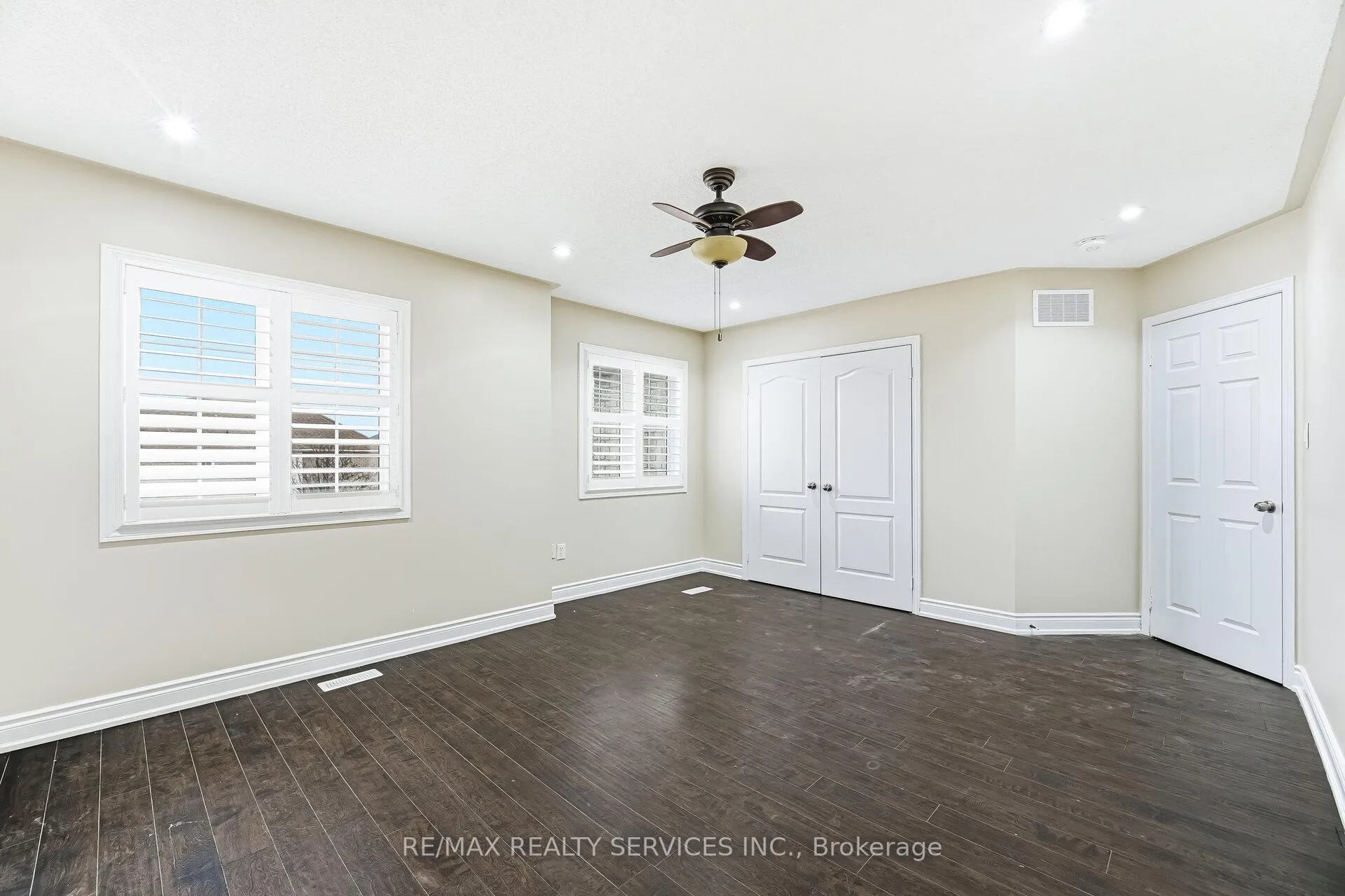 Photo 38 of 248 Edenbrook Hill Drive, Brampton, Fletcher's Meadow — HOMEH