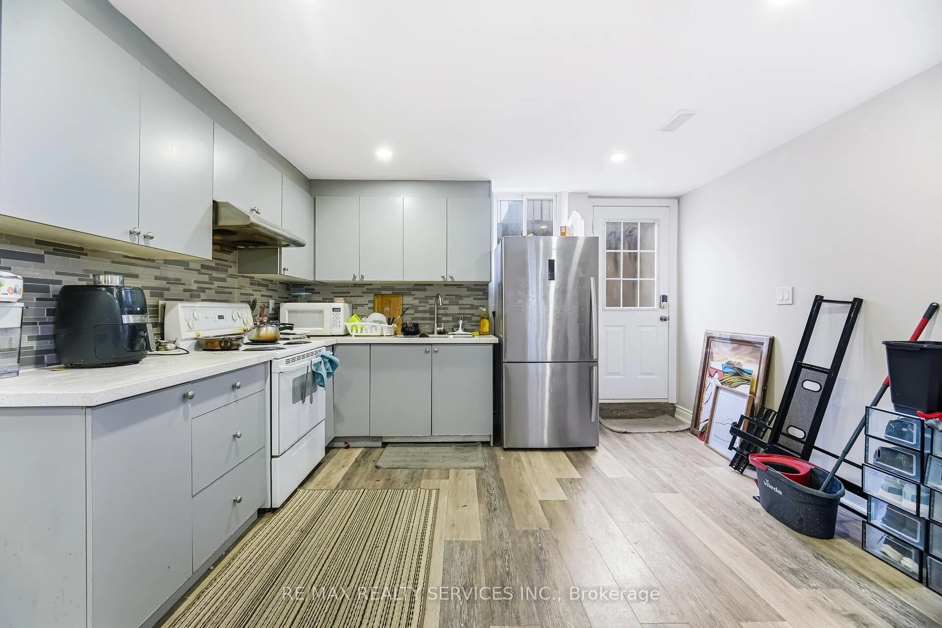 Photo 45 of 248 Edenbrook Hill Drive, Brampton, Fletcher's Meadow — HOMEH