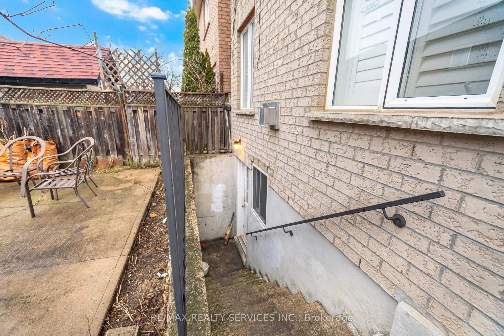 Photo 49 of 248 Edenbrook Hill Drive, Brampton, Fletcher's Meadow — HOMEH