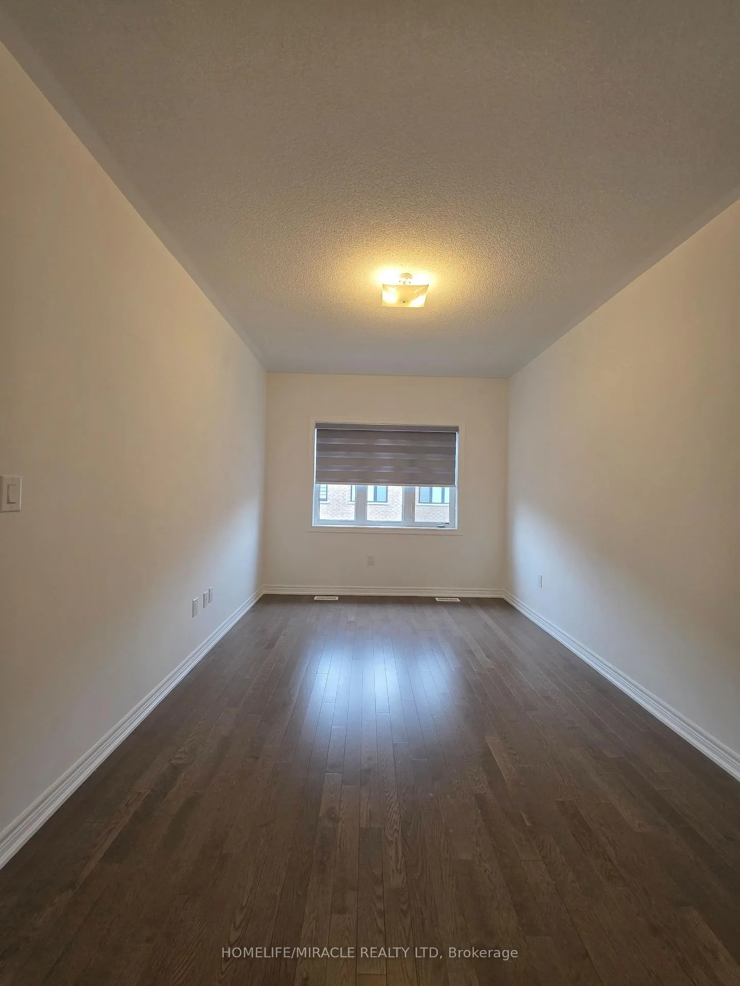 Photo 13 of 68 Singhampton Road, Vaughan, Kleinburg — HOMEH