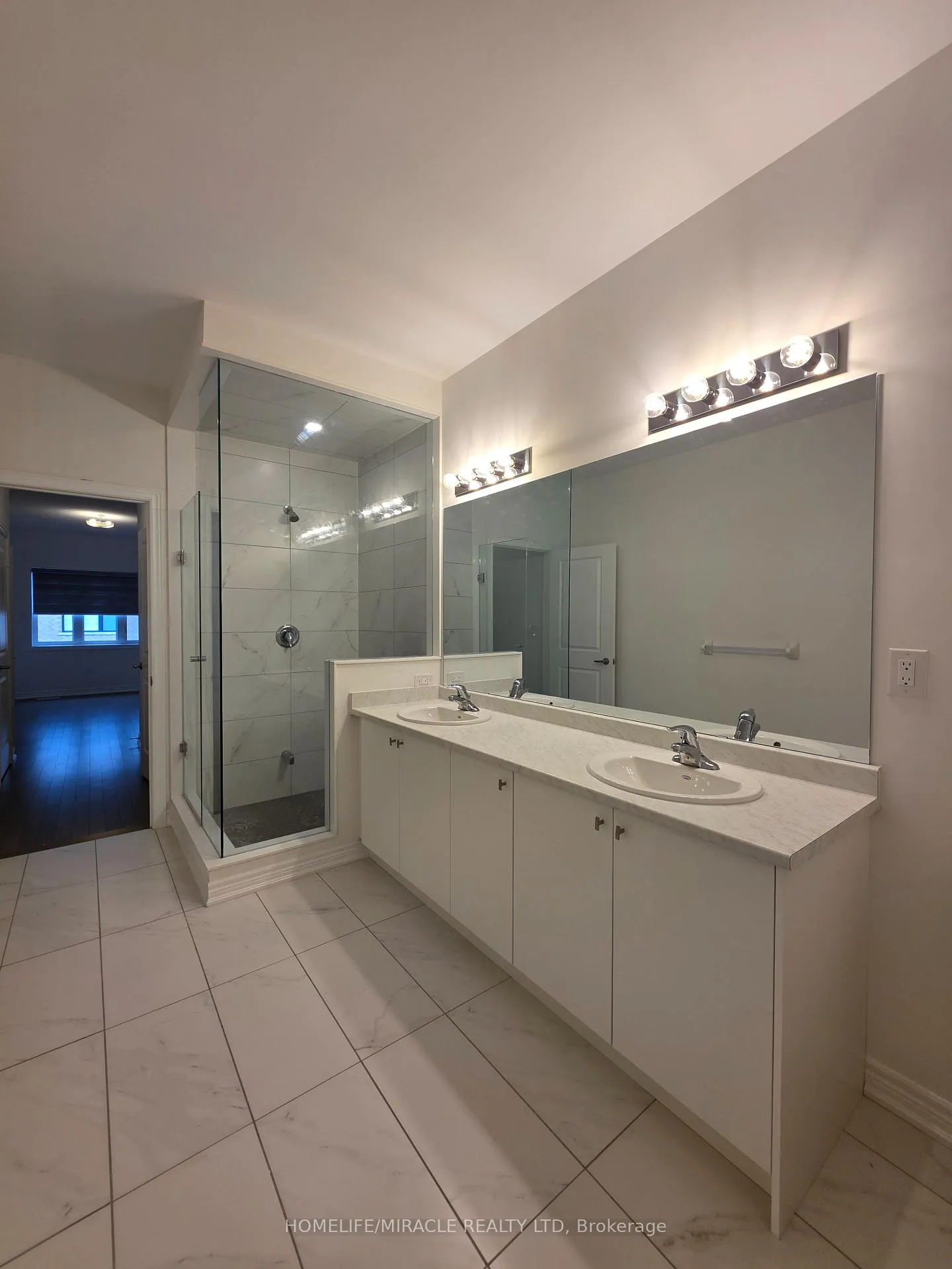 Photo 15 of 68 Singhampton Road, Vaughan, Kleinburg — HOMEH
