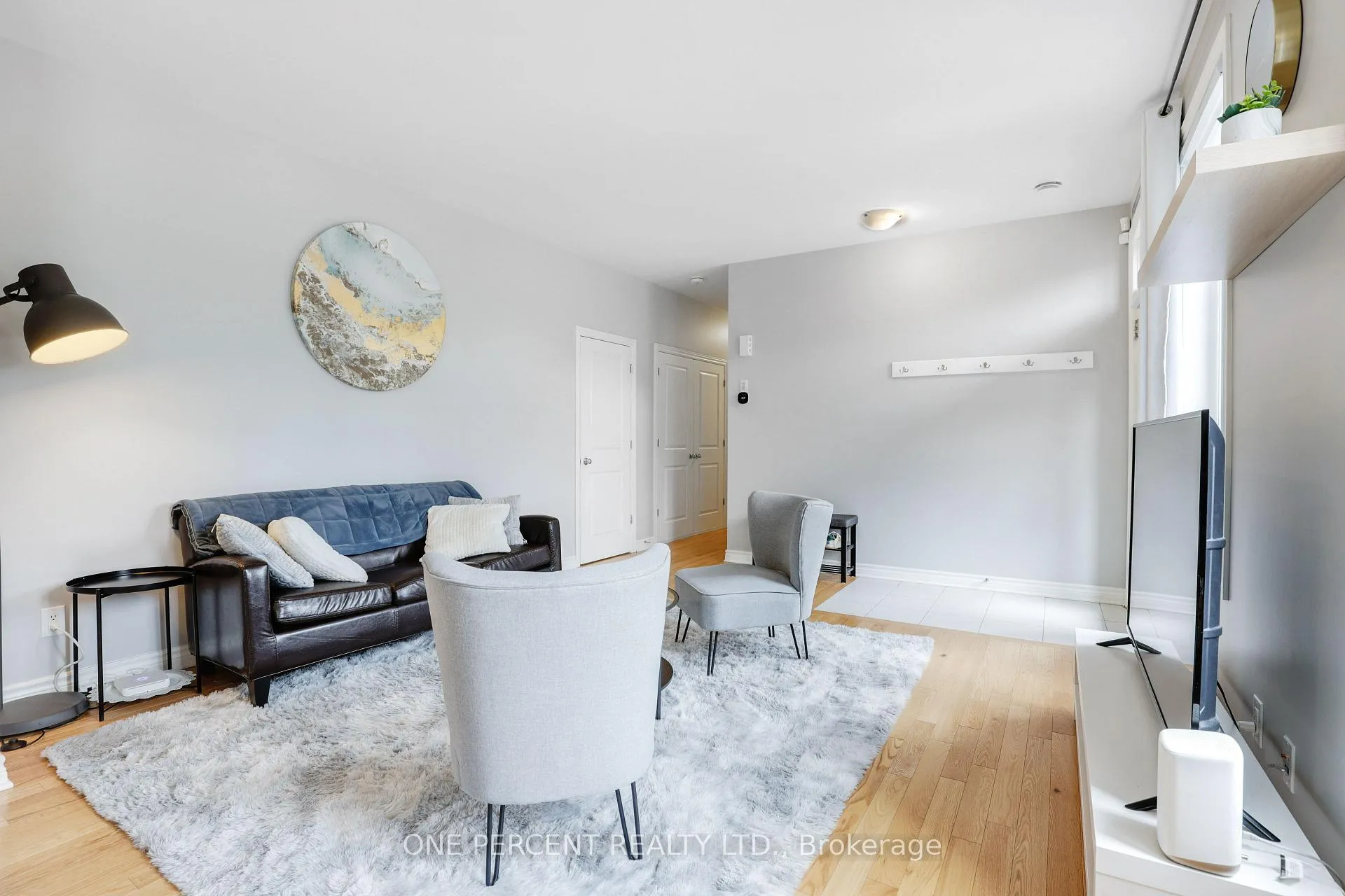 Photo 10 of Unit I, 735 Dearborn Private, Ottawa, Blossom Park/Kemp Park/Findlay Creek — HOMEH