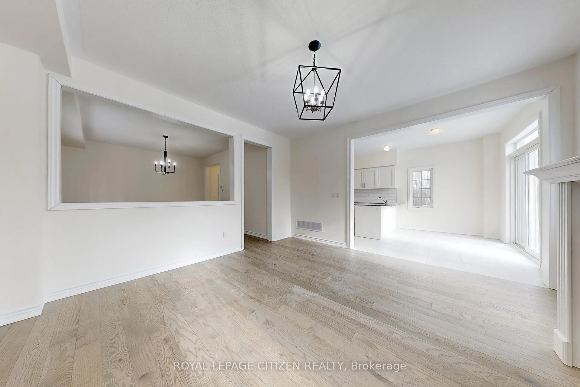 Photo 9 of 129 Cliff Thompson Crescent, Georgina, Sutton & Jackson's Point — HOMEH