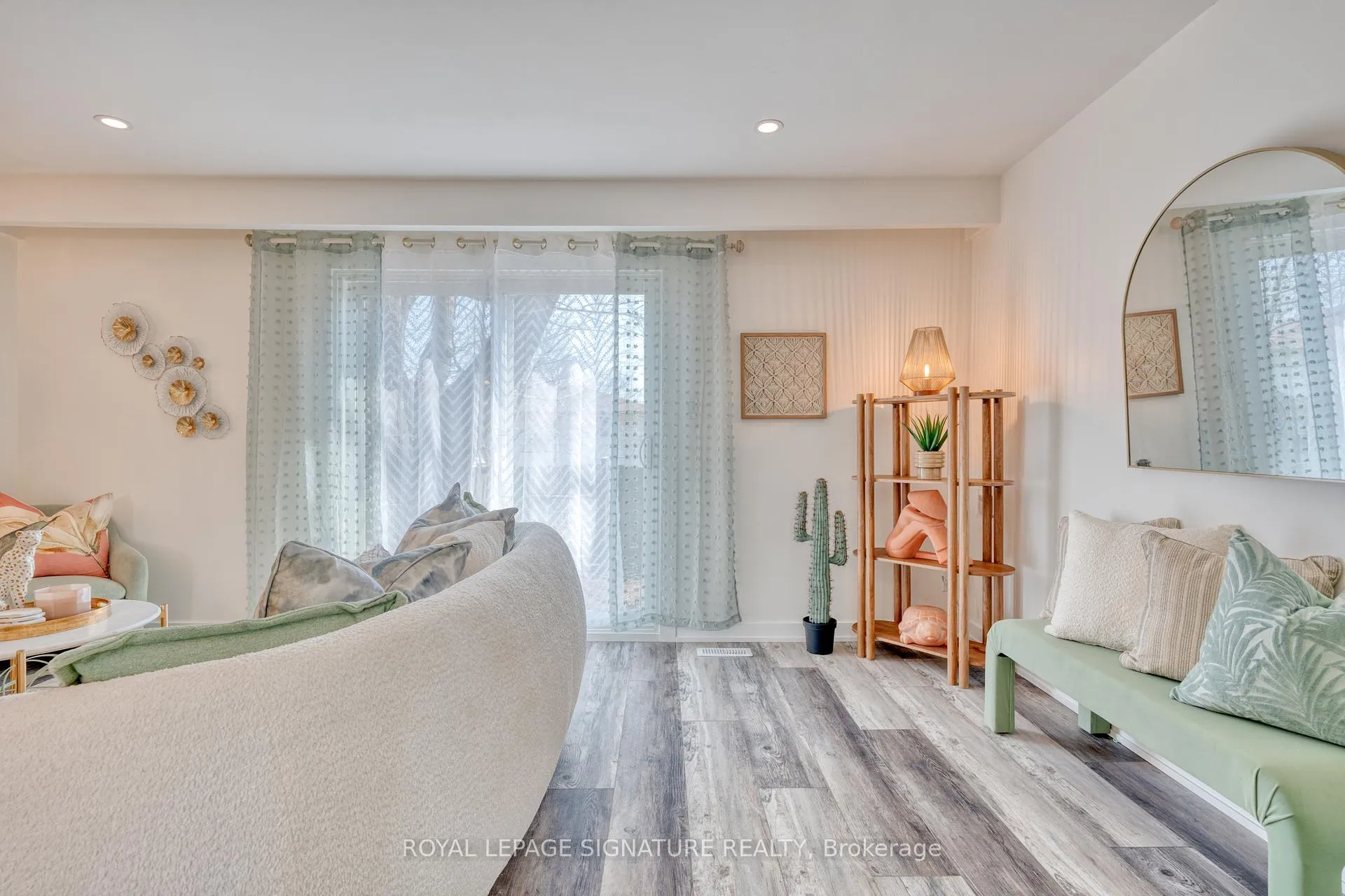 Photo 9 of Unit 15, 20 Anna Capri Drive, Hamilton, Templemead — HOMEH