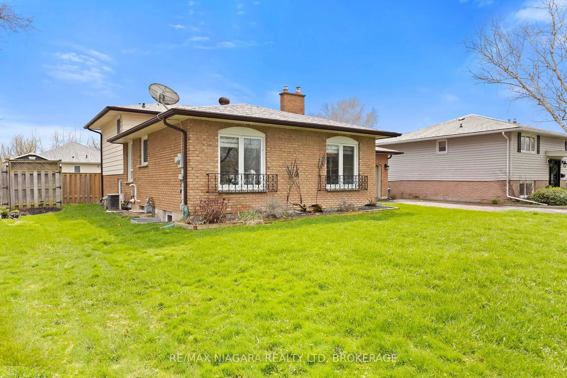 Photo 1 of 89 Endicott Terrace, Welland, Prince Charles — HOMEH