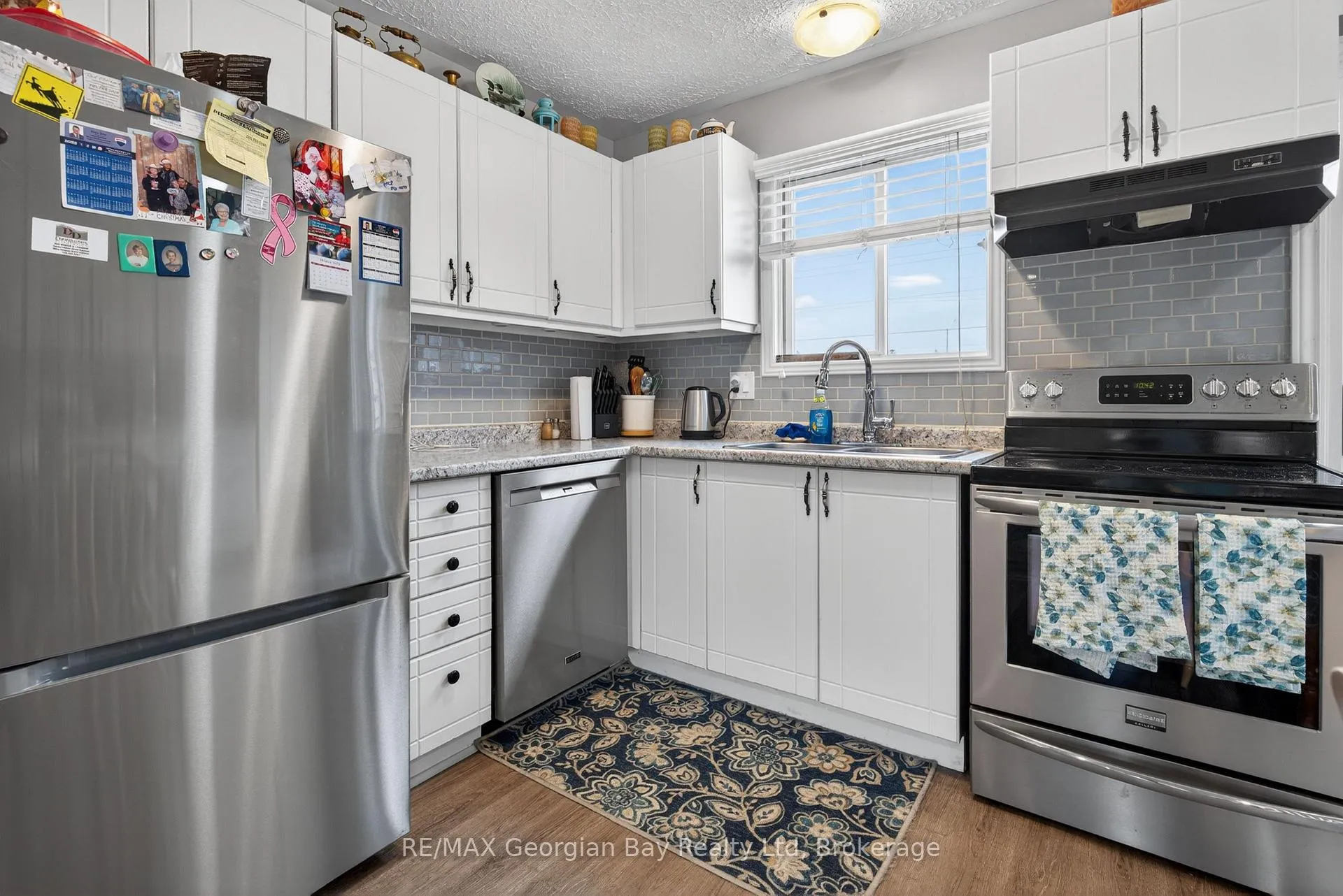 Photo 9 of 19 Mercer Crescent, Penetanguishene — HOMEH