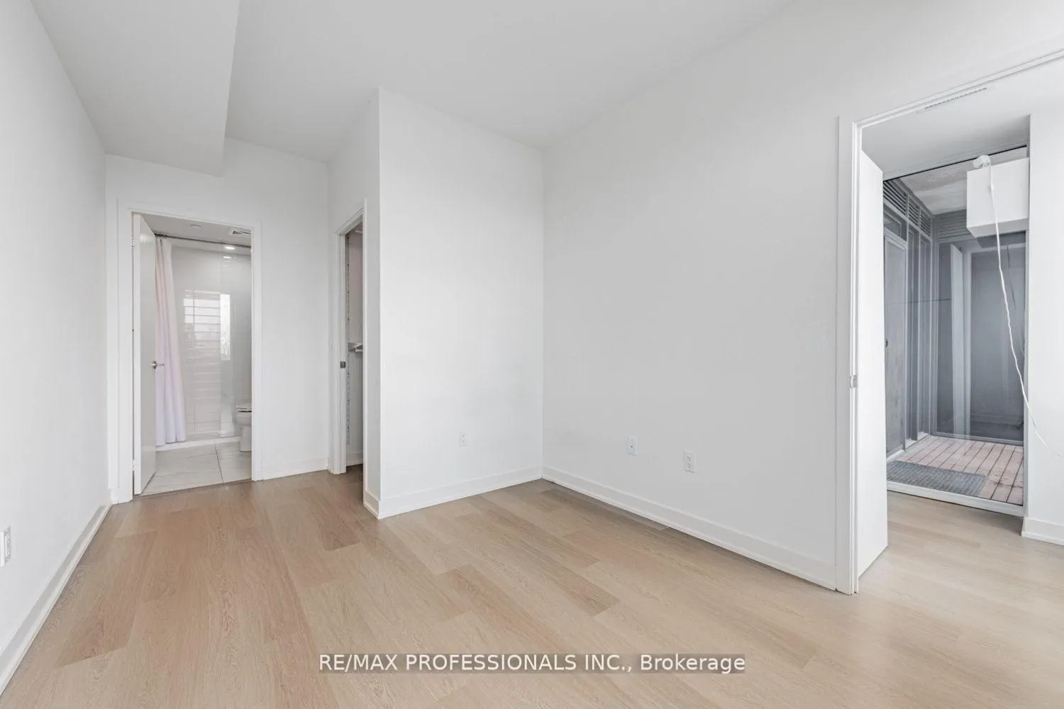 Photo 13 of Unit 313, 859 The Queensway, Etobicoke, Stonegate-Queensway — HOMEH