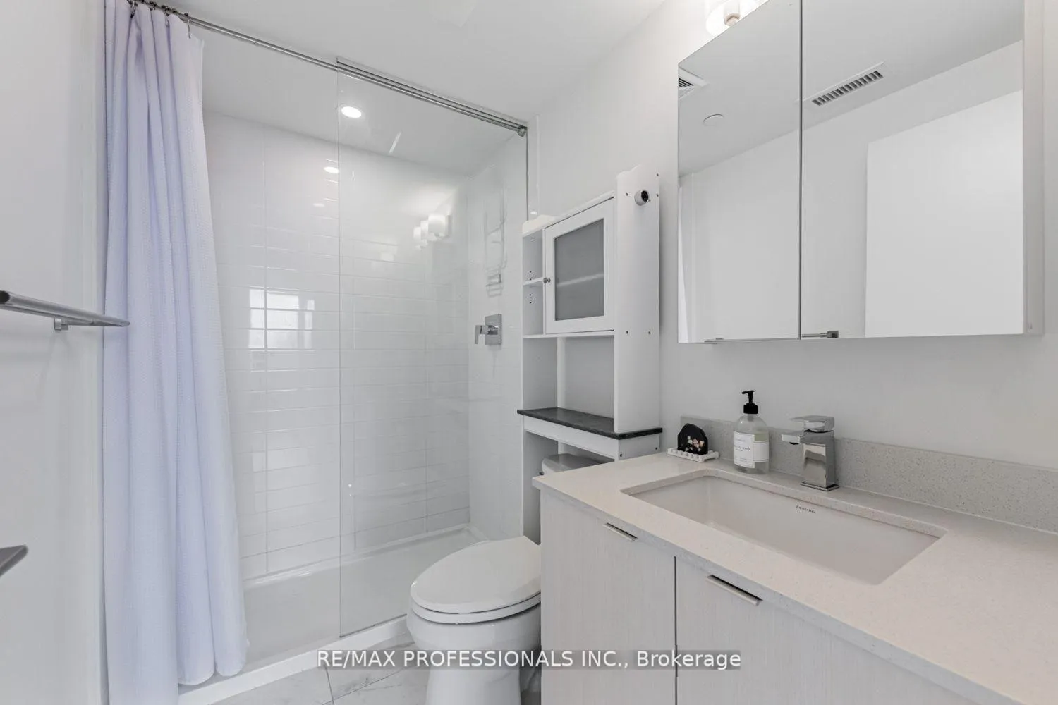 Photo 14 of Unit 313, 859 The Queensway, Etobicoke, Stonegate-Queensway — HOMEH
