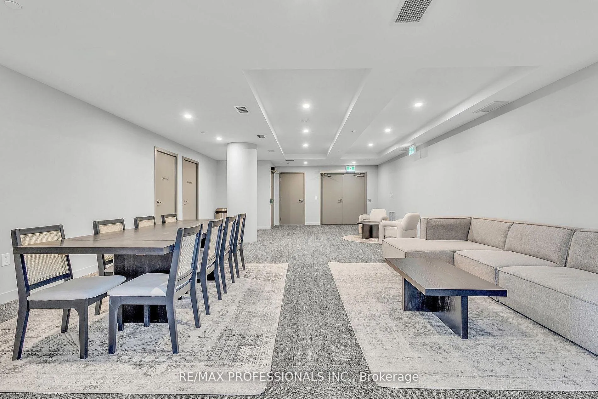 Photo 23 of Unit 313, 859 The Queensway, Etobicoke, Stonegate-Queensway — HOMEH