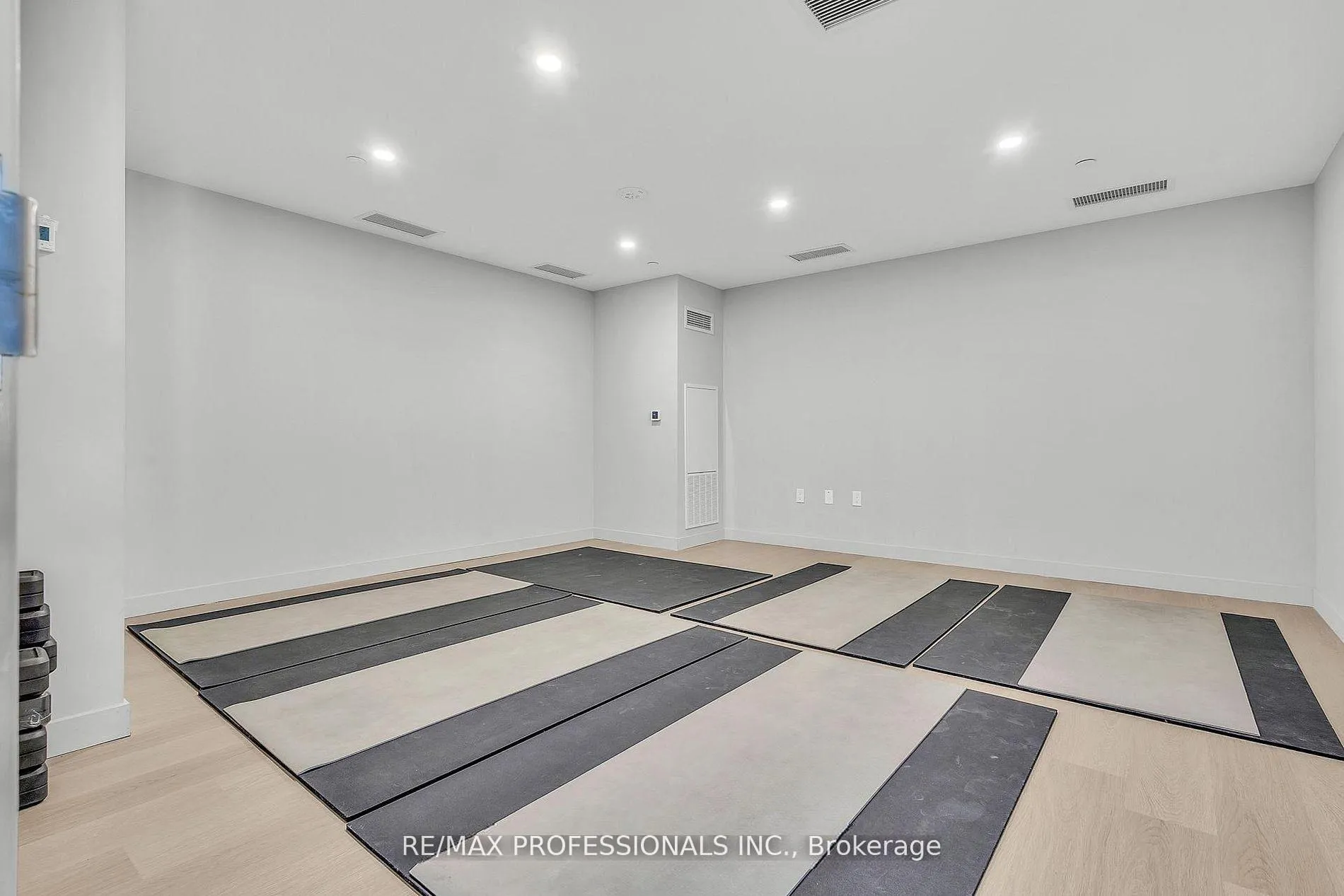 Photo 26 of Unit 313, 859 The Queensway, Etobicoke, Stonegate-Queensway — HOMEH