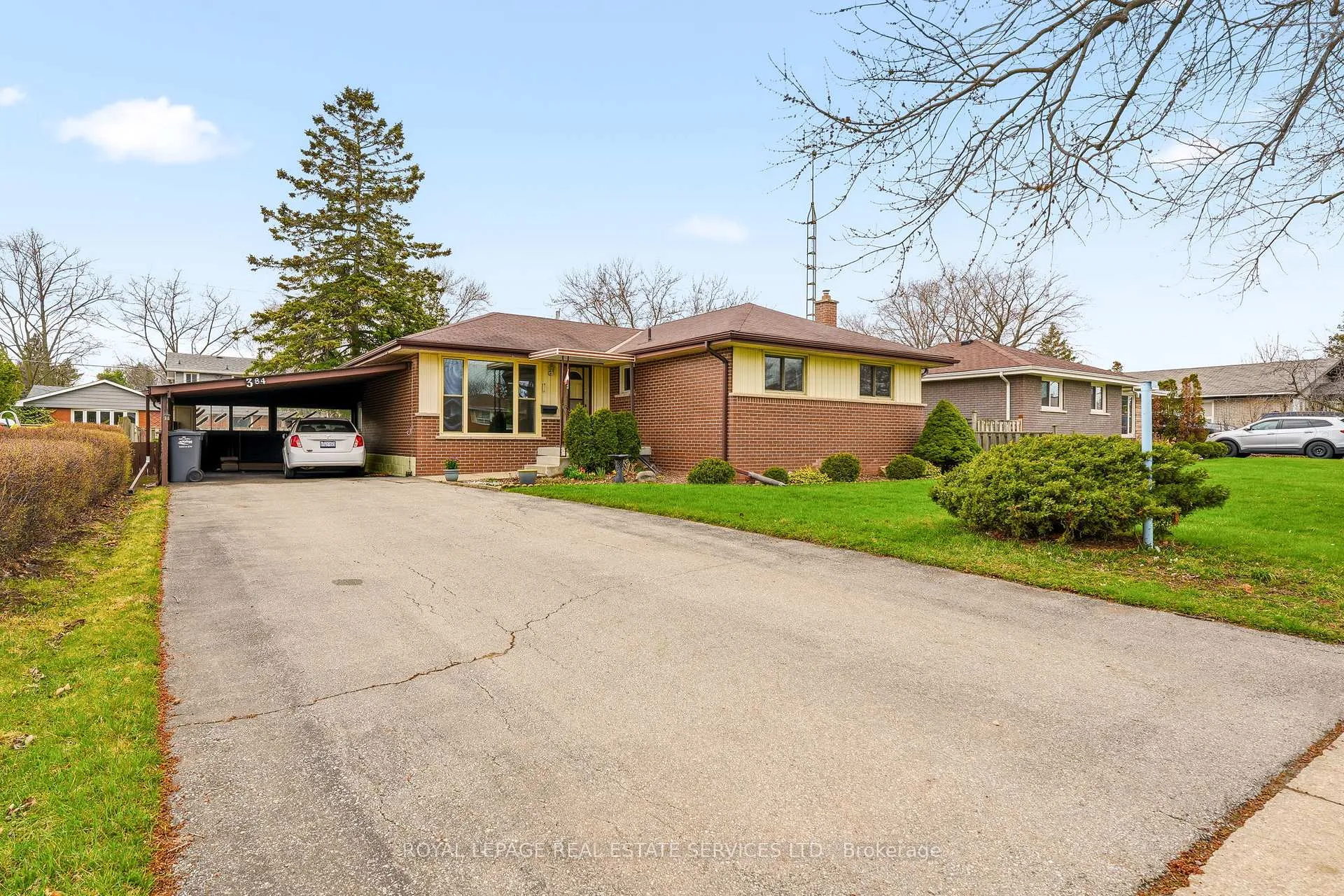 Photo 1 of 384 Appleby Line, Burlington, Shoreacres — HOMEH