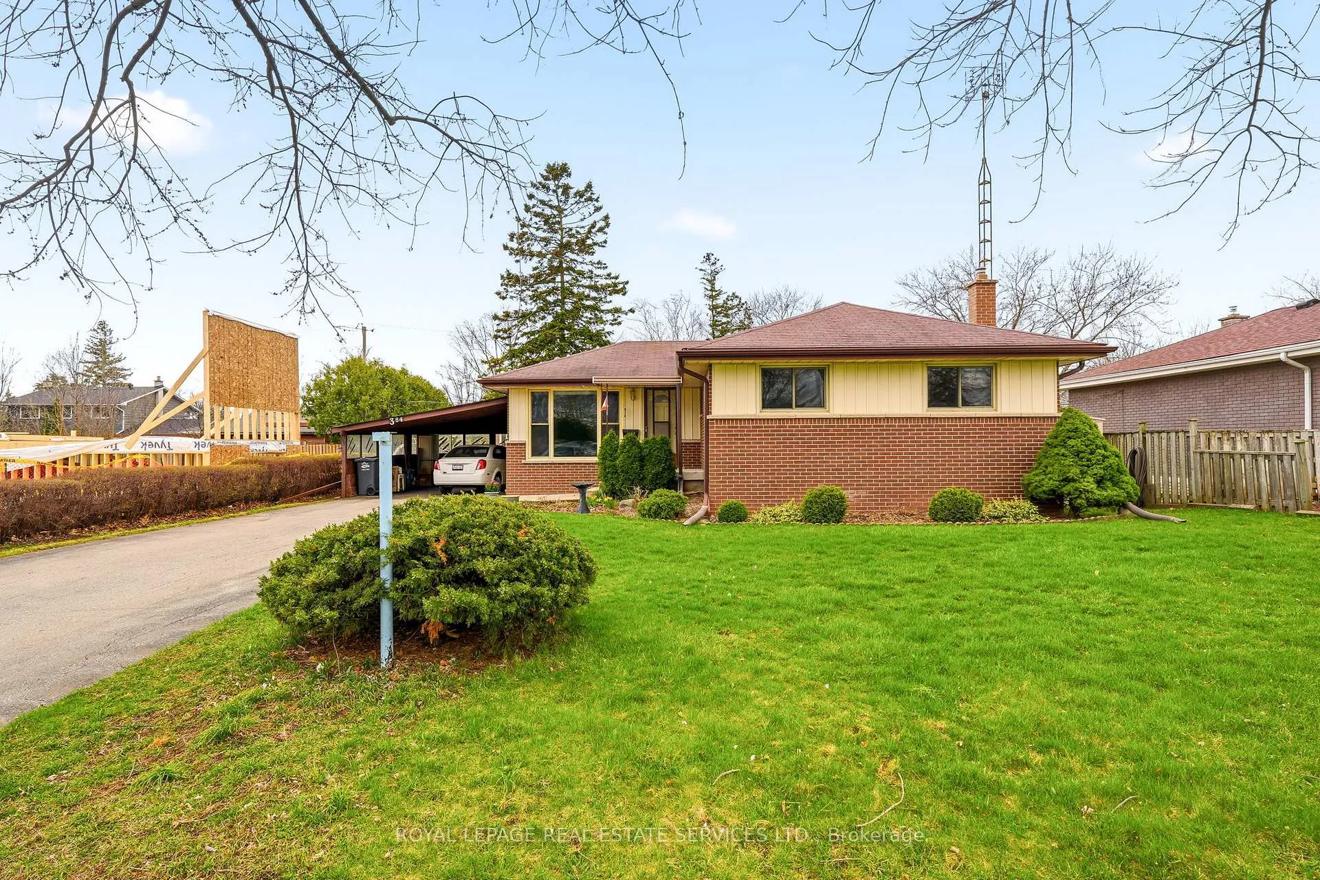 Photo 3 of 384 Appleby Line, Burlington, Shoreacres — HOMEH
