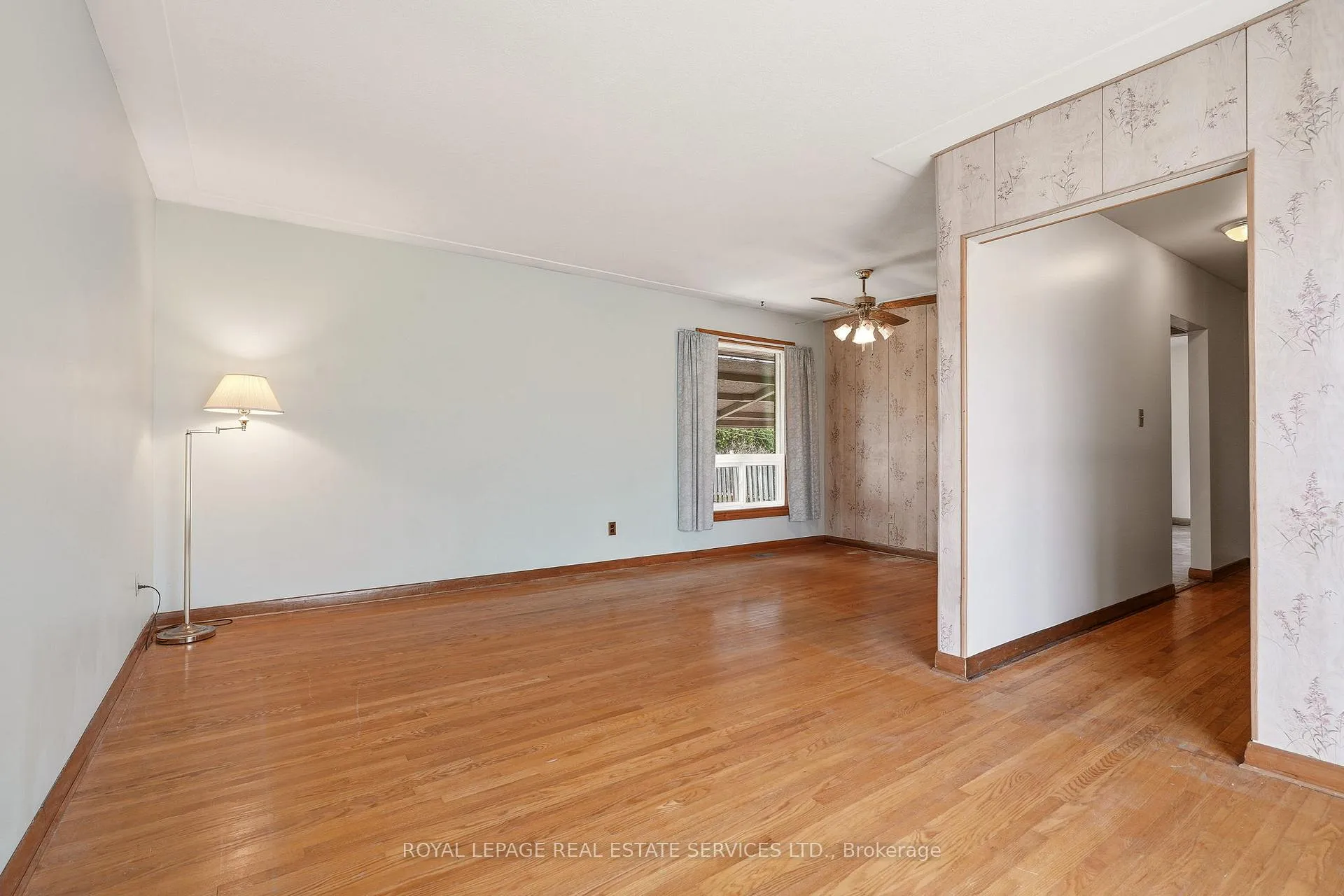 Photo 6 of 384 Appleby Line, Burlington, Shoreacres — HOMEH