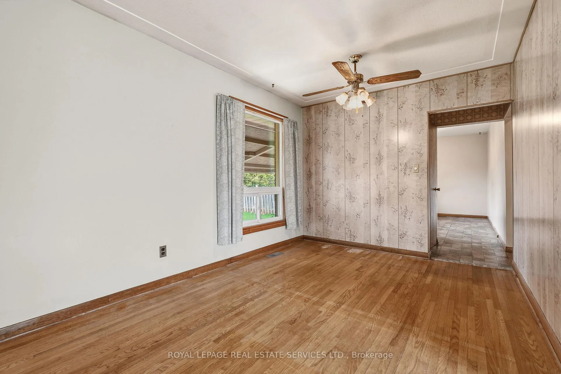 Photo 9 of 384 Appleby Line, Burlington, Shoreacres — HOMEH
