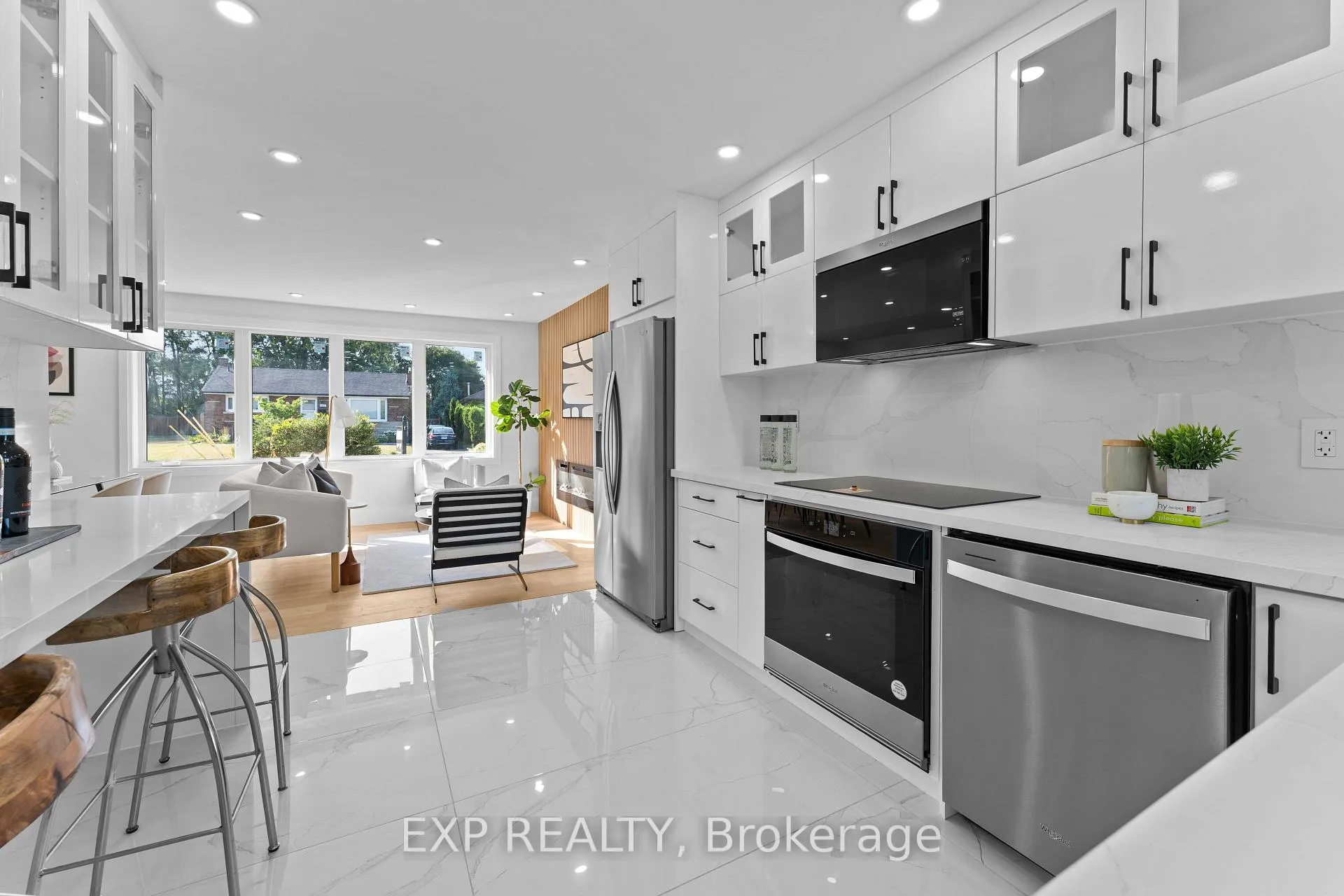 Photo 14 of 686 Wickens Avenue, Burlington, LaSalle — HOMEH