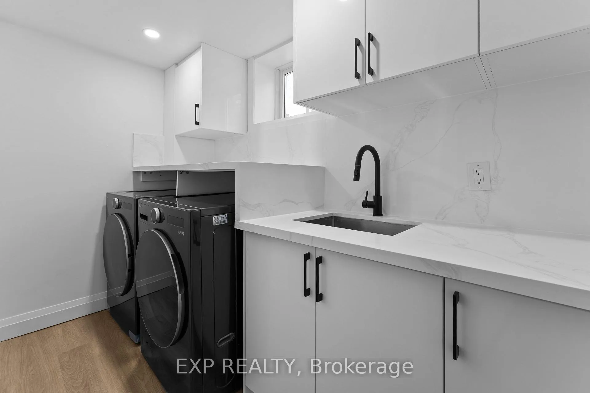 Photo 43 of 686 Wickens Avenue, Burlington, LaSalle — HOMEH