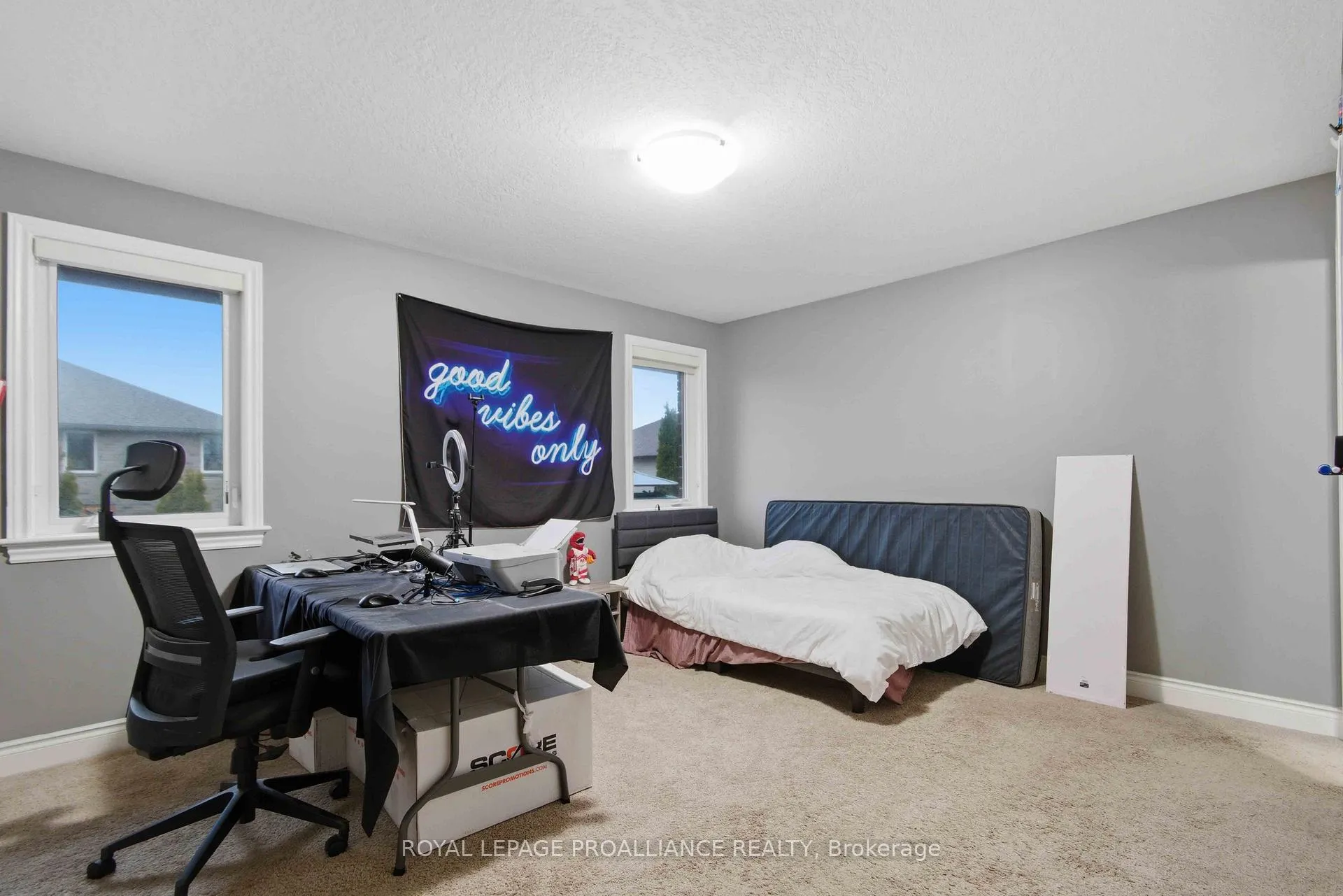 Photo 21 of 2 Freedom Crescent, Quinte West, Sidney Ward — HOMEH