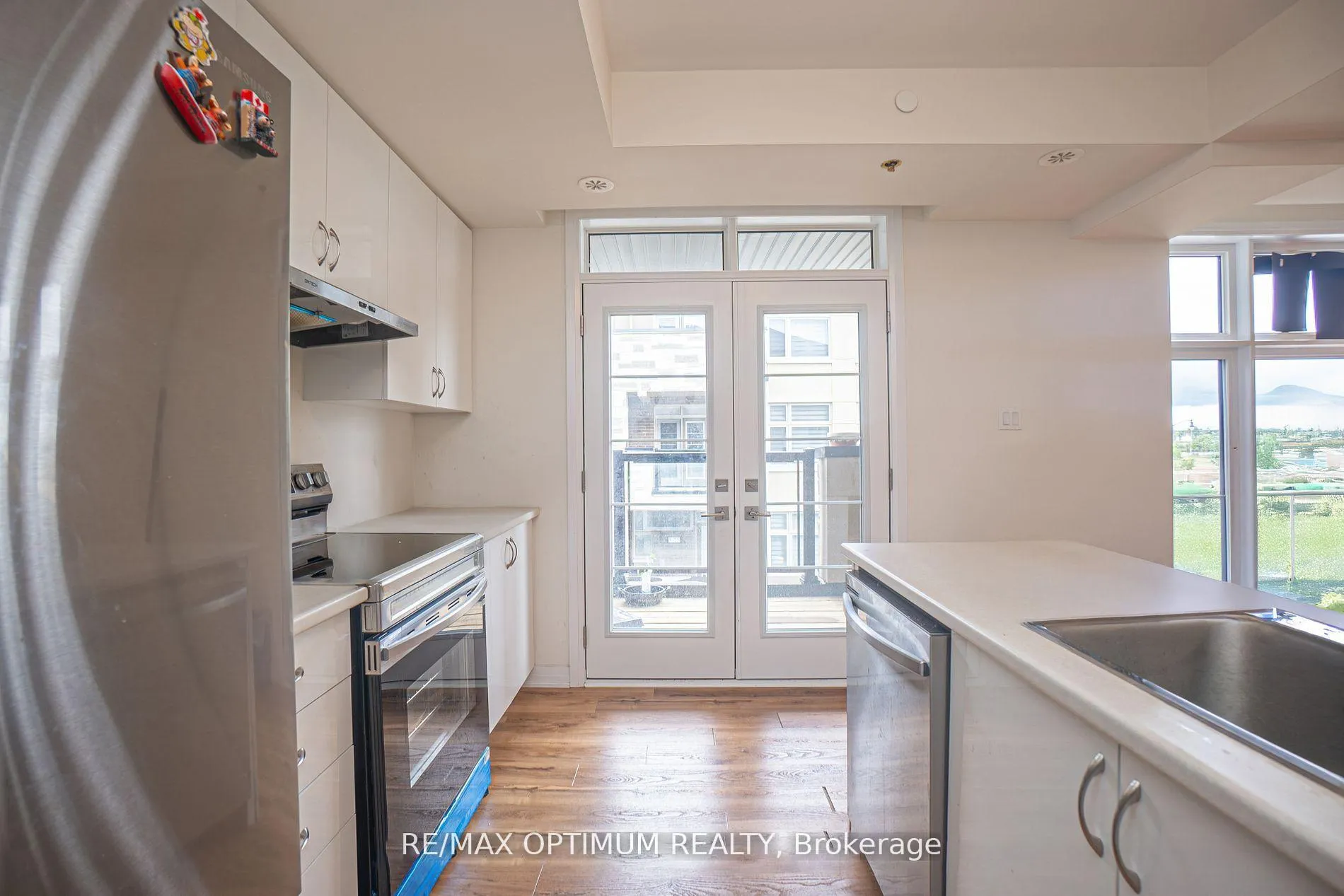 Photo 8 of Unit 18, 45 Fieldridge Crescent, Brampton, Sandringham-Wellington North — HOMEH