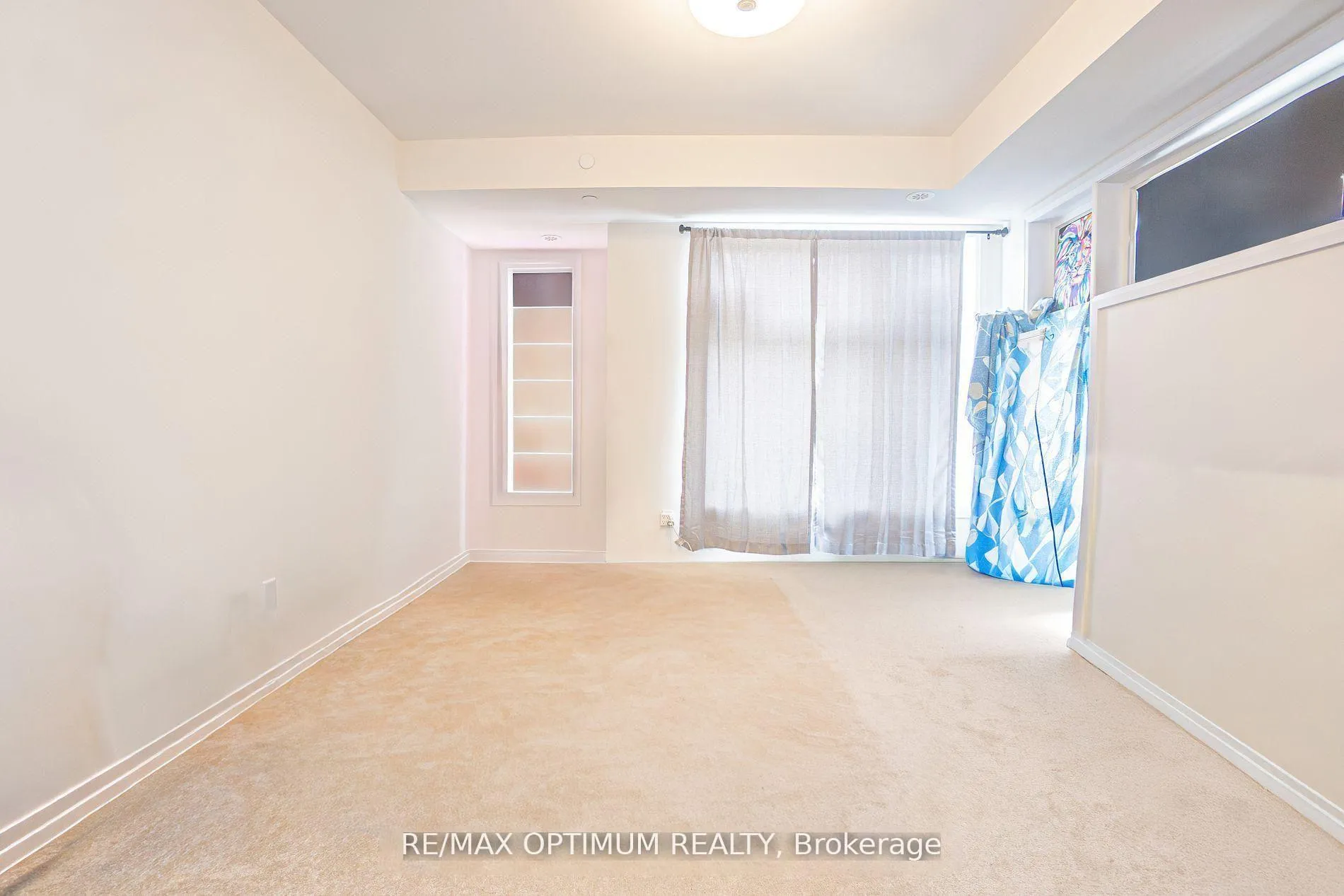 Photo 10 of Unit 18, 45 Fieldridge Crescent, Brampton, Sandringham-Wellington North — HOMEH
