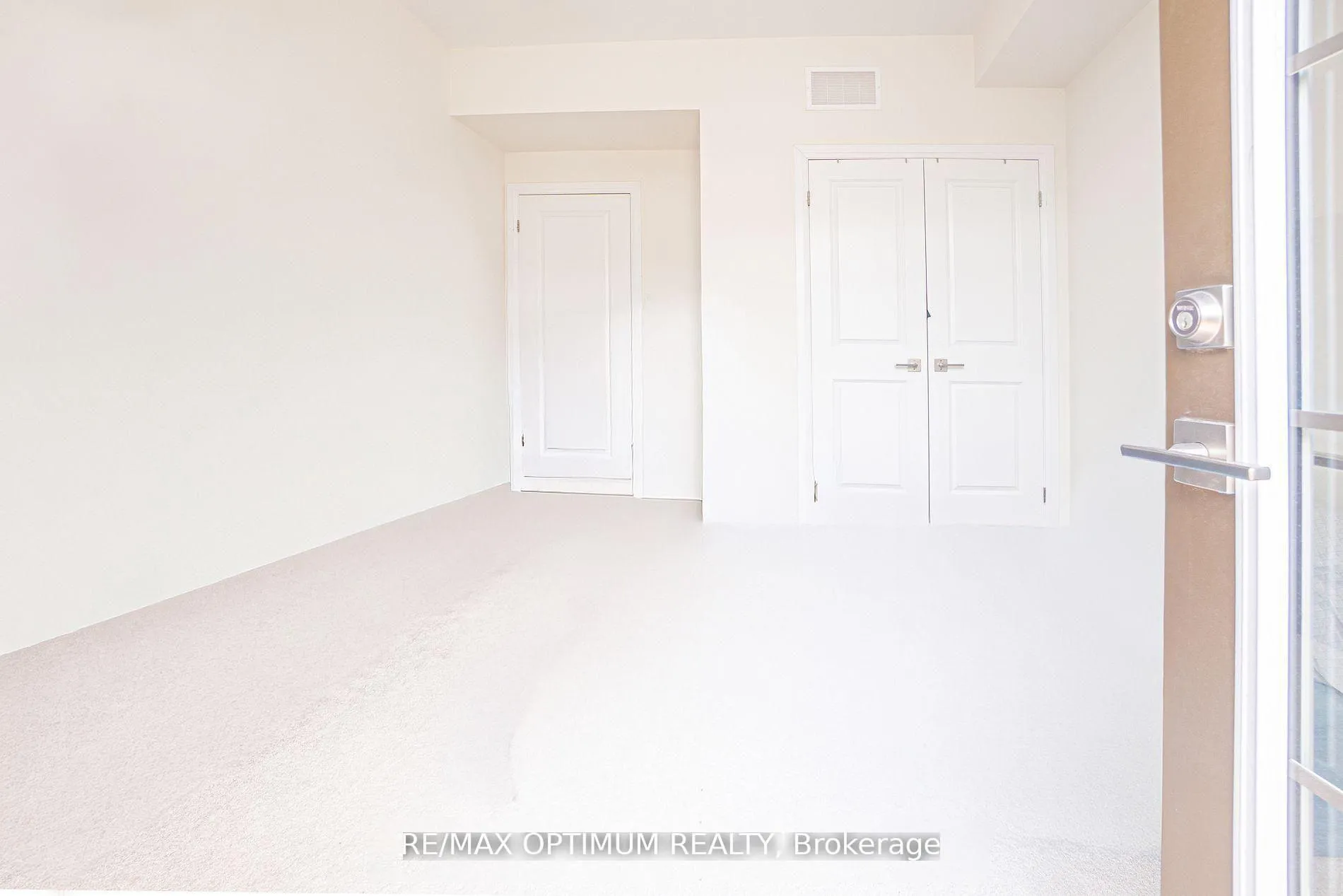 Photo 12 of Unit 18, 45 Fieldridge Crescent, Brampton, Sandringham-Wellington North — HOMEH