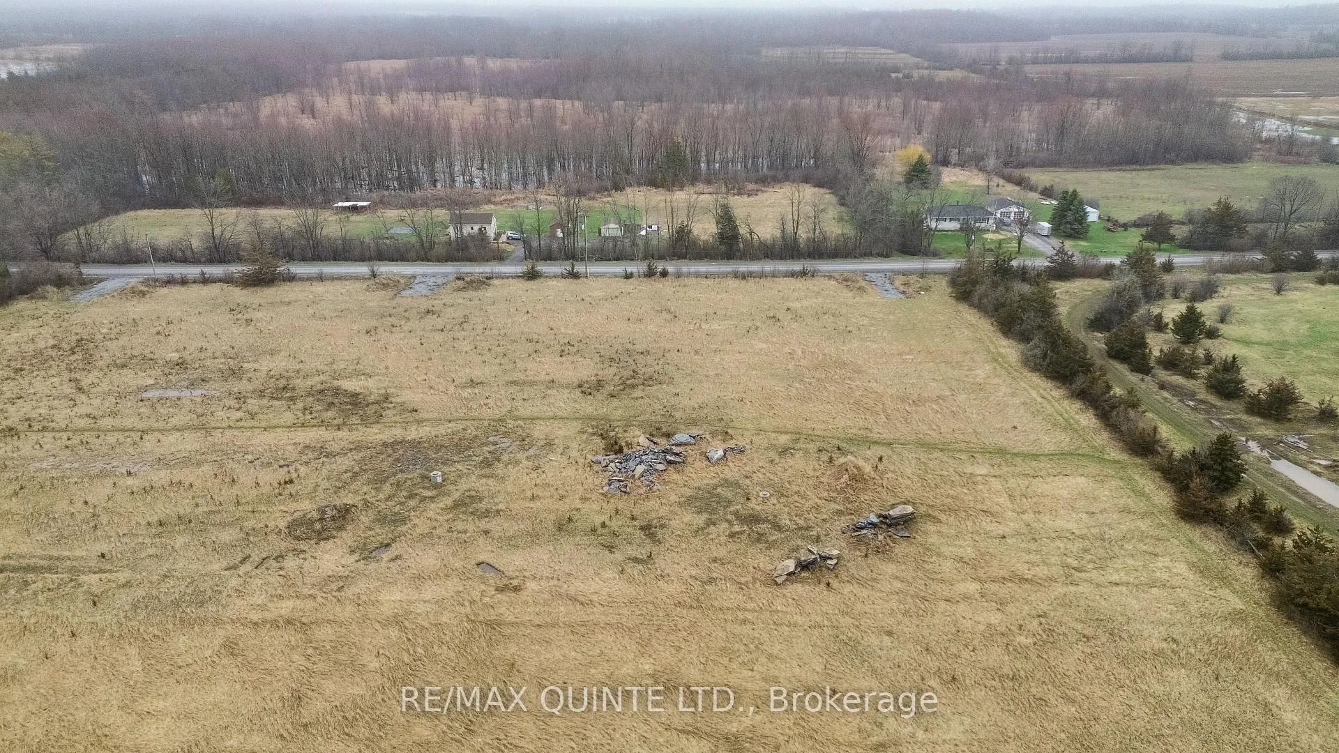 Photo 10 of 1230 Salem Road, Prince Edward County, Ameliasburg Ward — HOMEH