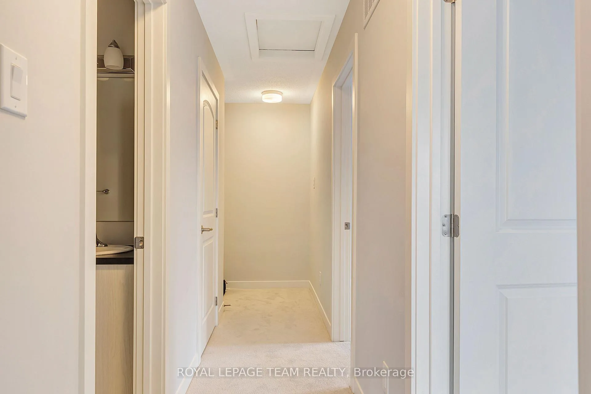 Photo 11 of 722 Lillian Freiman Private, Ottawa, Barrhaven - Half Moon Bay — HOMEH