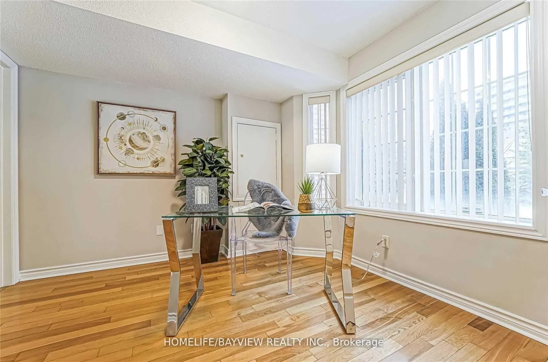 Photo 5 of 67 Leitchcroft Crescent, Markham, Commerce Valley — HOMEH