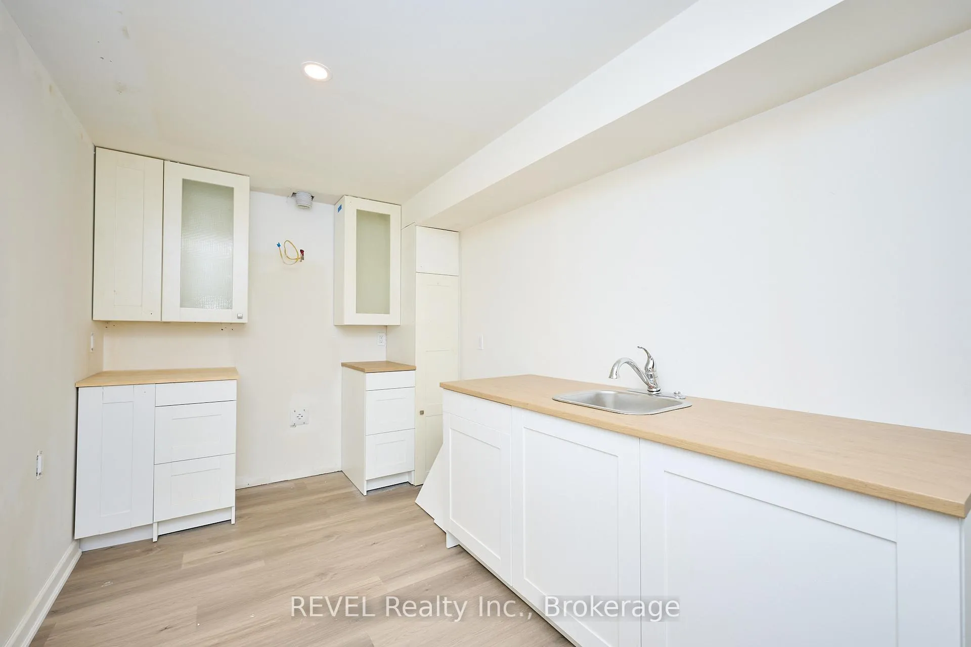 Photo 6 of 104 Tuliptree Road, Thorold, Confederation Heights — HOMEH