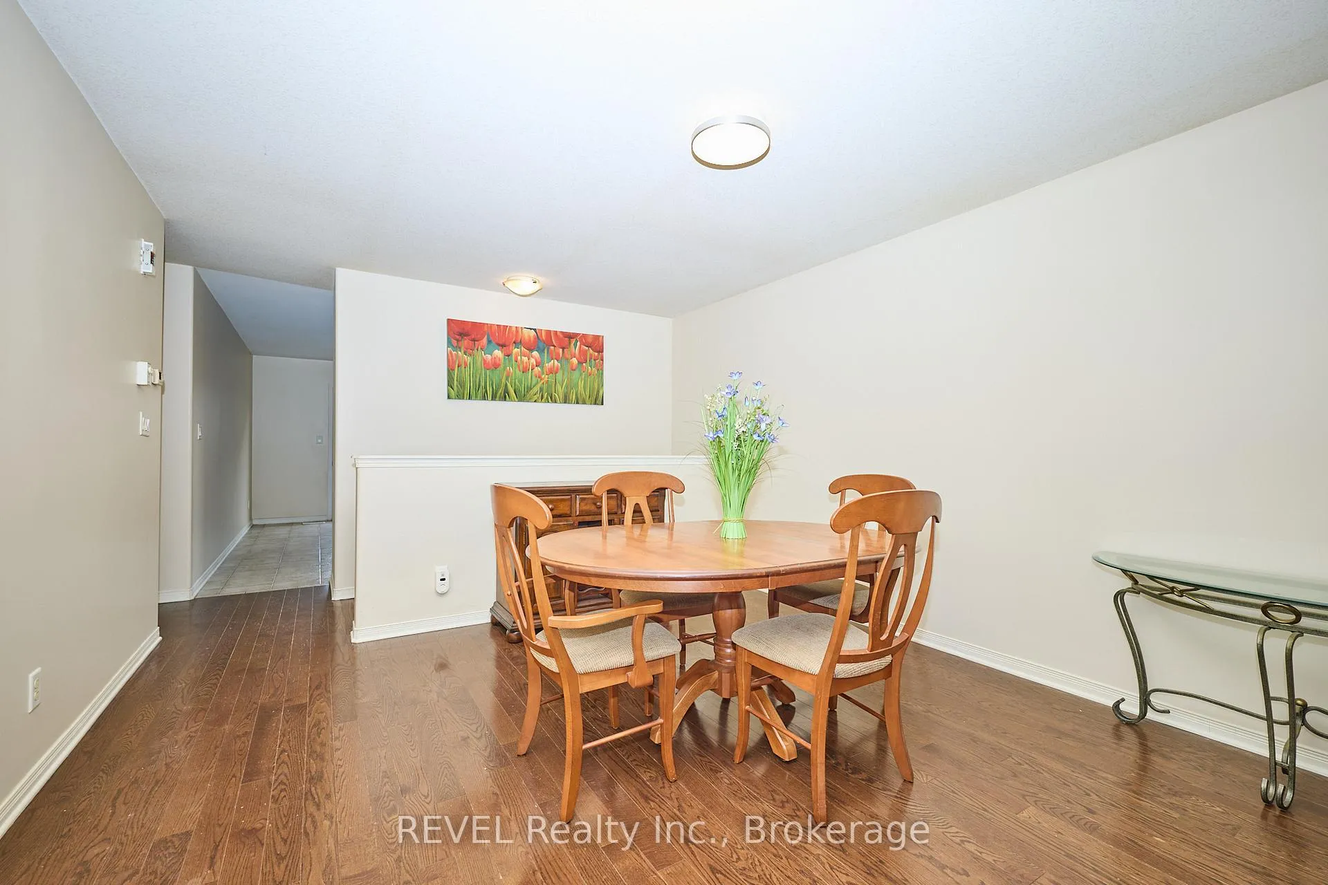 Photo 19 of 104 Tuliptree Road, Thorold, Confederation Heights — HOMEH