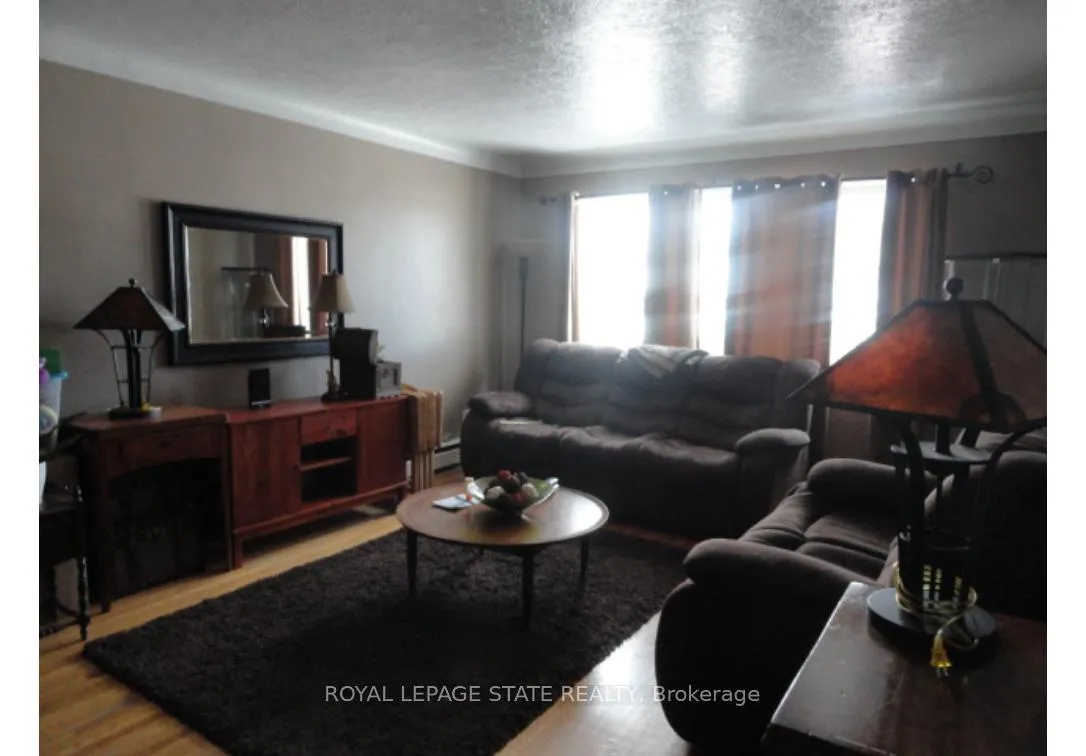 Photo 20 of 981 Mohawk Road E, Hamilton, Huntington — HOMEH