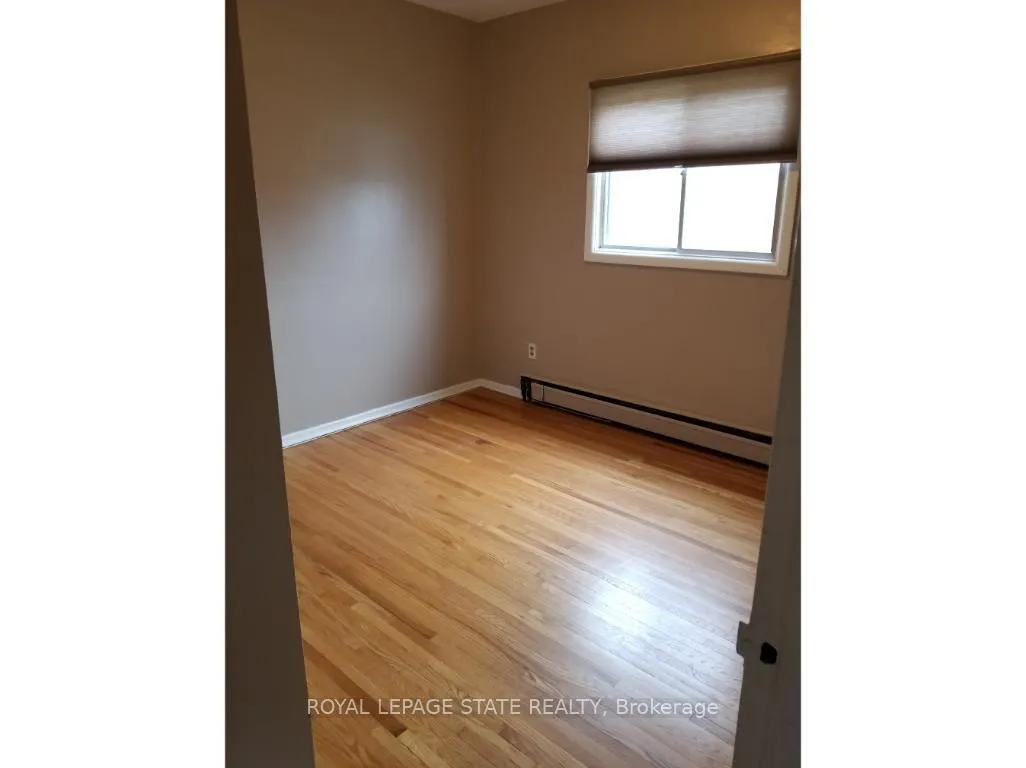 Photo 25 of 981 Mohawk Road E, Hamilton, Huntington — HOMEH