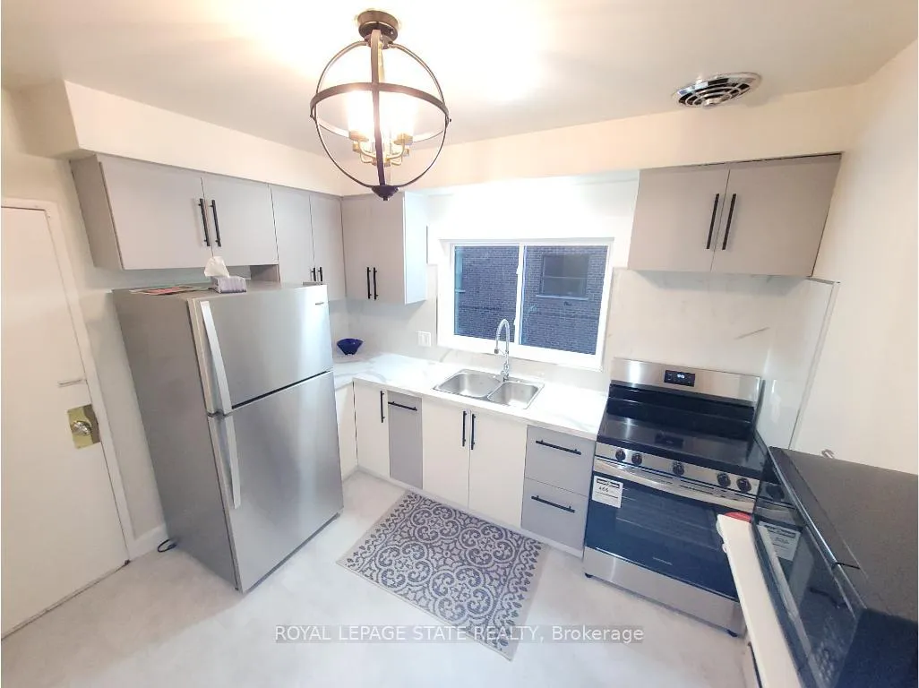 Photo 31 of 981 Mohawk Road E, Hamilton, Huntington — HOMEH