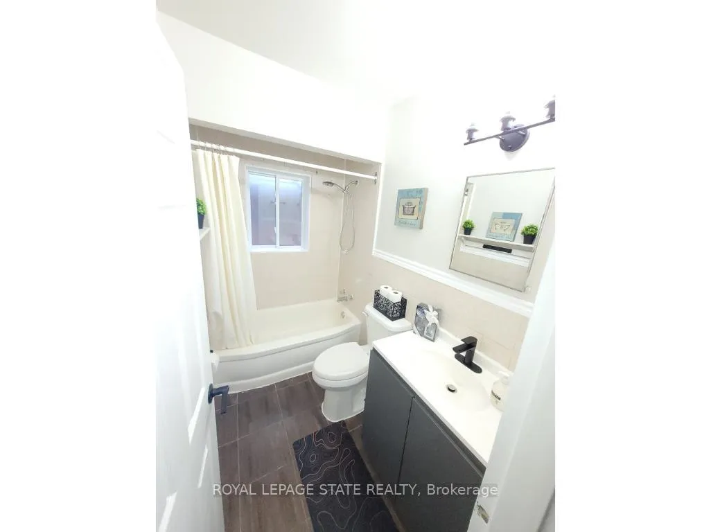 Photo 35 of 981 Mohawk Road E, Hamilton, Huntington — HOMEH