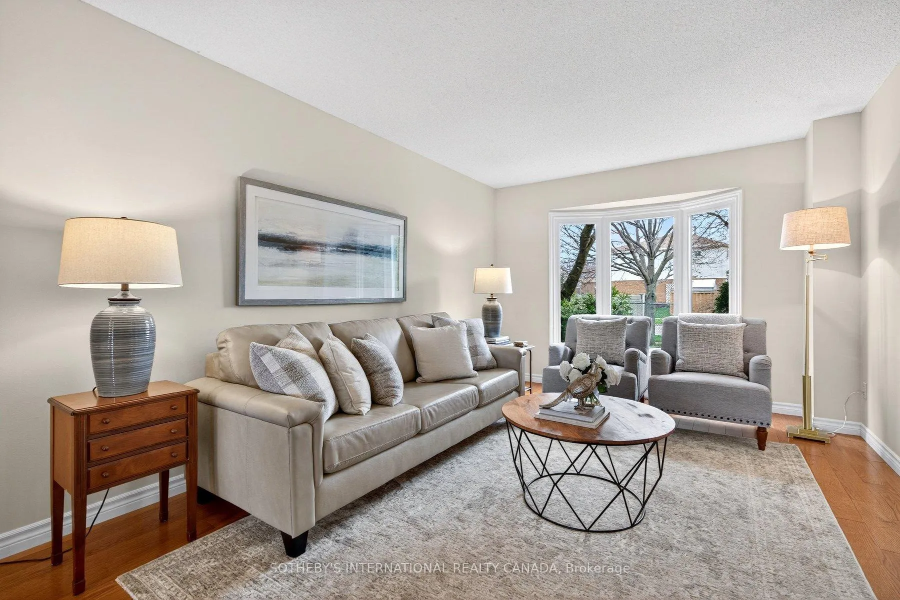 Photo 5 of 2163 Winding Way, Burlington, Headon — HOMEH