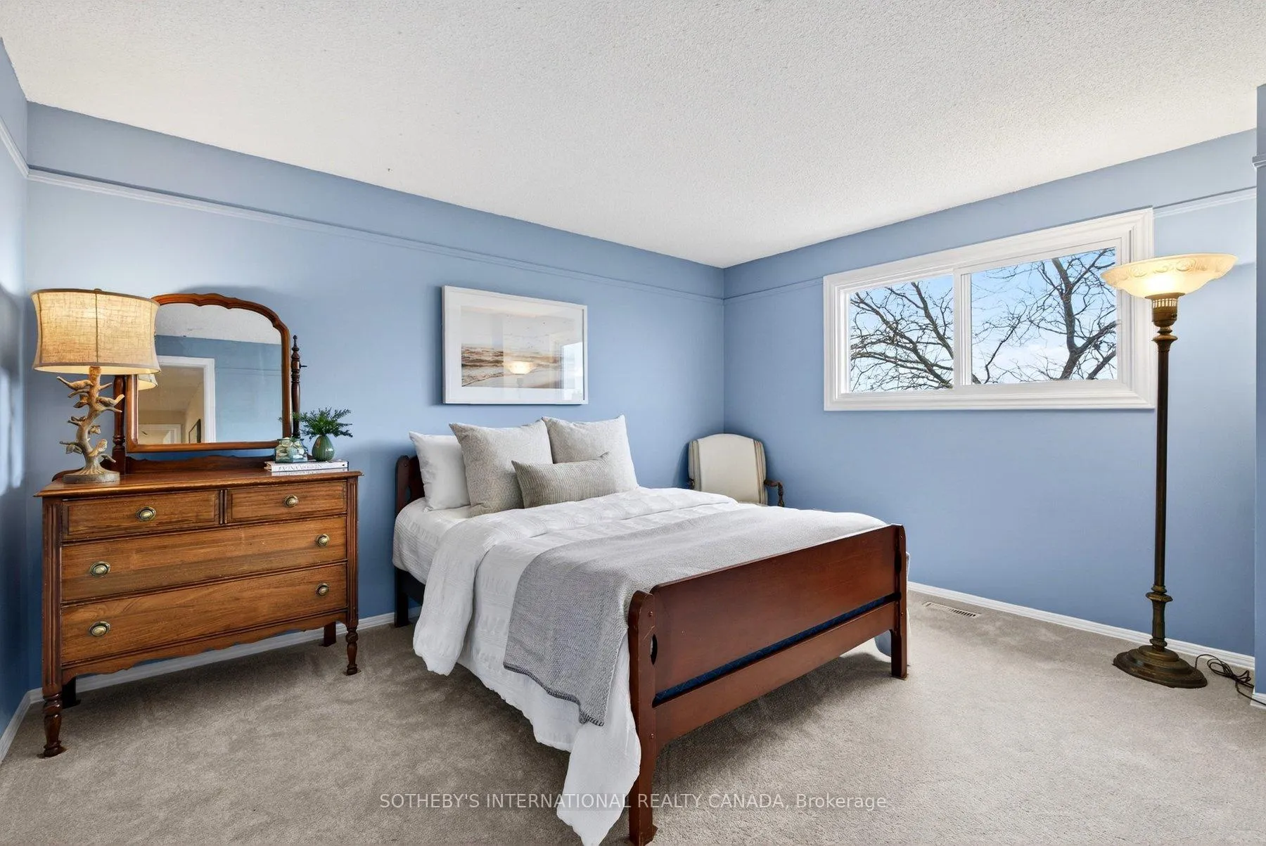 Photo 18 of 2163 Winding Way, Burlington, Headon — HOMEH