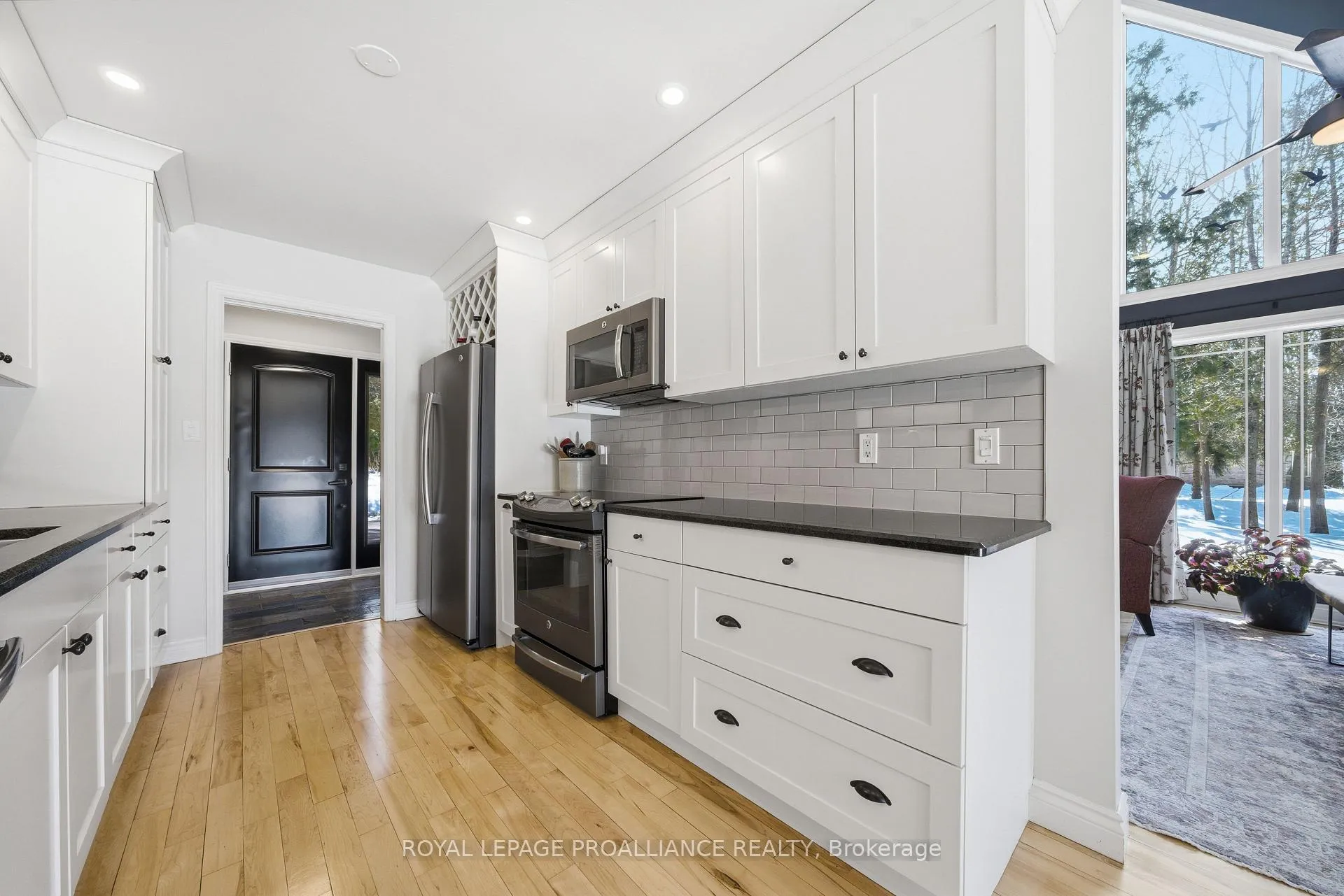 Photo 7 of 333 Scuttlehole Road, Belleville, Thurlow Ward — HOMEH