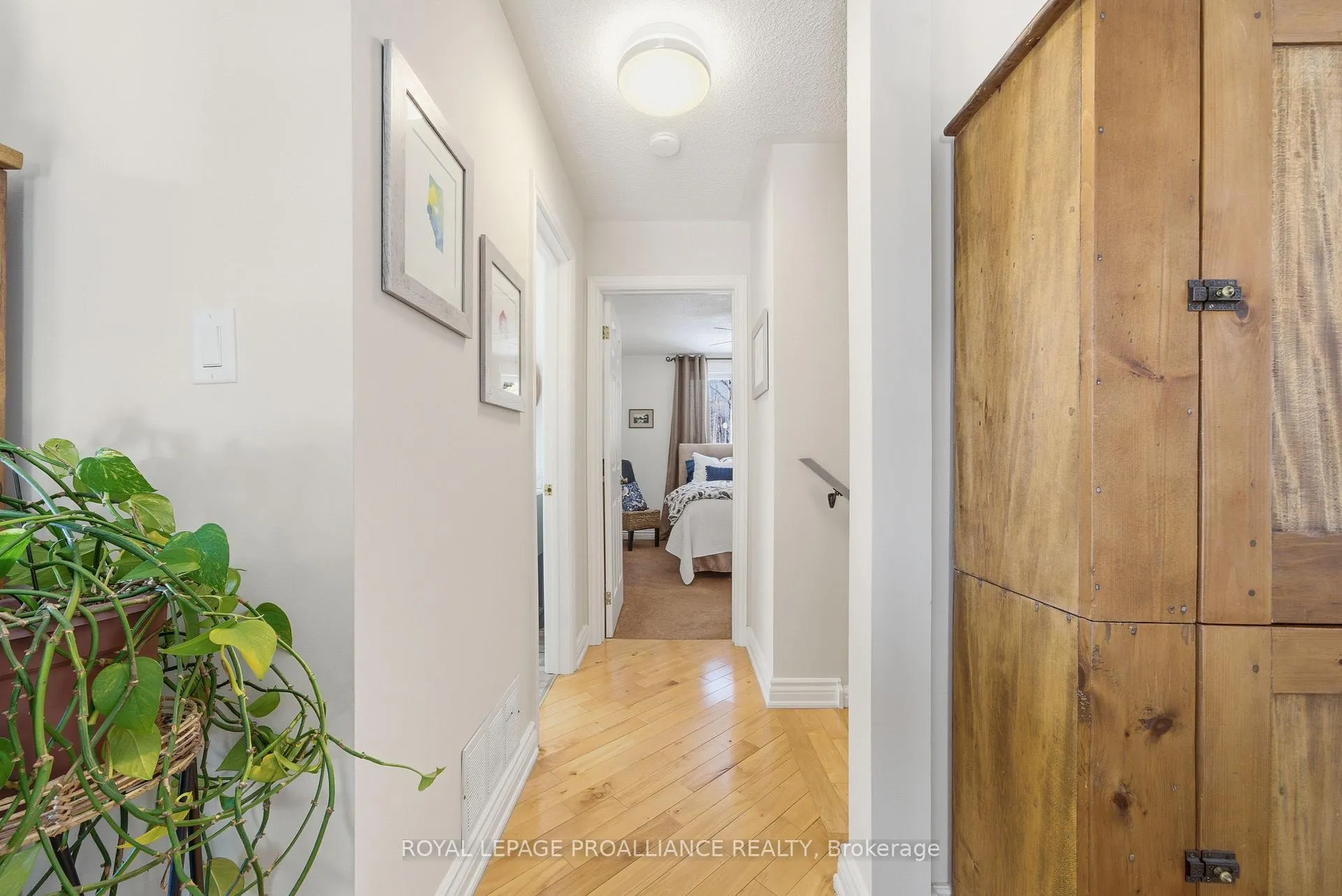 Photo 25 of 333 Scuttlehole Road, Belleville, Thurlow Ward — HOMEH
