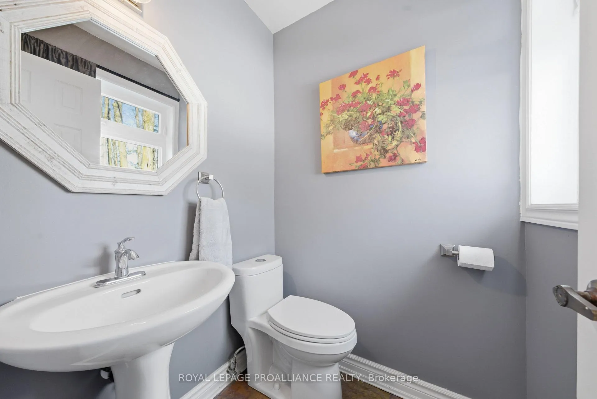 Photo 44 of 333 Scuttlehole Road, Belleville, Thurlow Ward — HOMEH