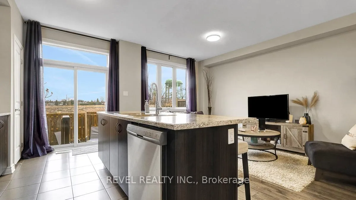 Photo 11 of 265 Kimpton Drive, Ottawa, Stittsville (North) — HOMEH